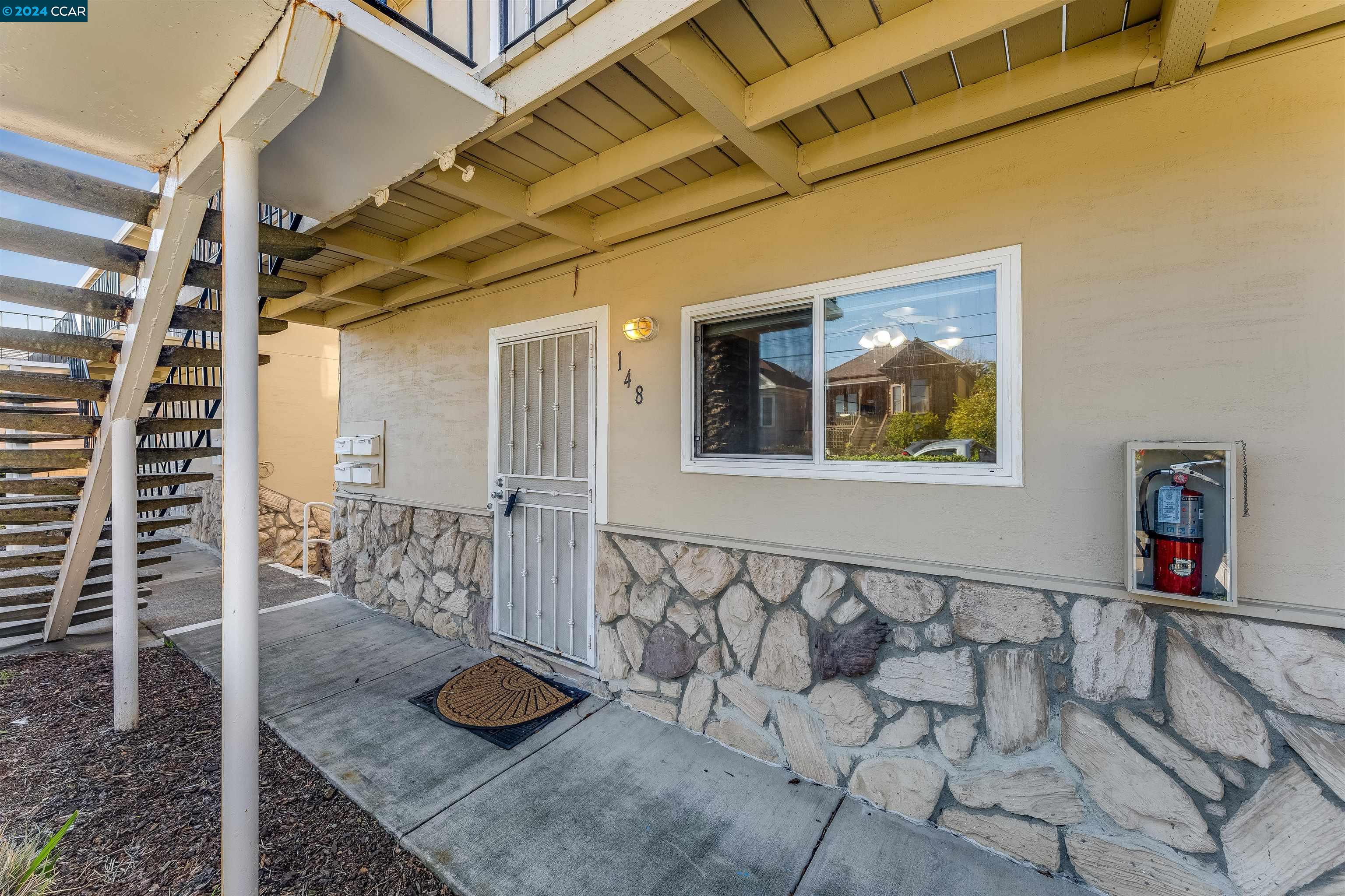 Detail Gallery Image 21 of 29 For 144 E I St, Benicia,  CA 94510 - – Beds | – Baths