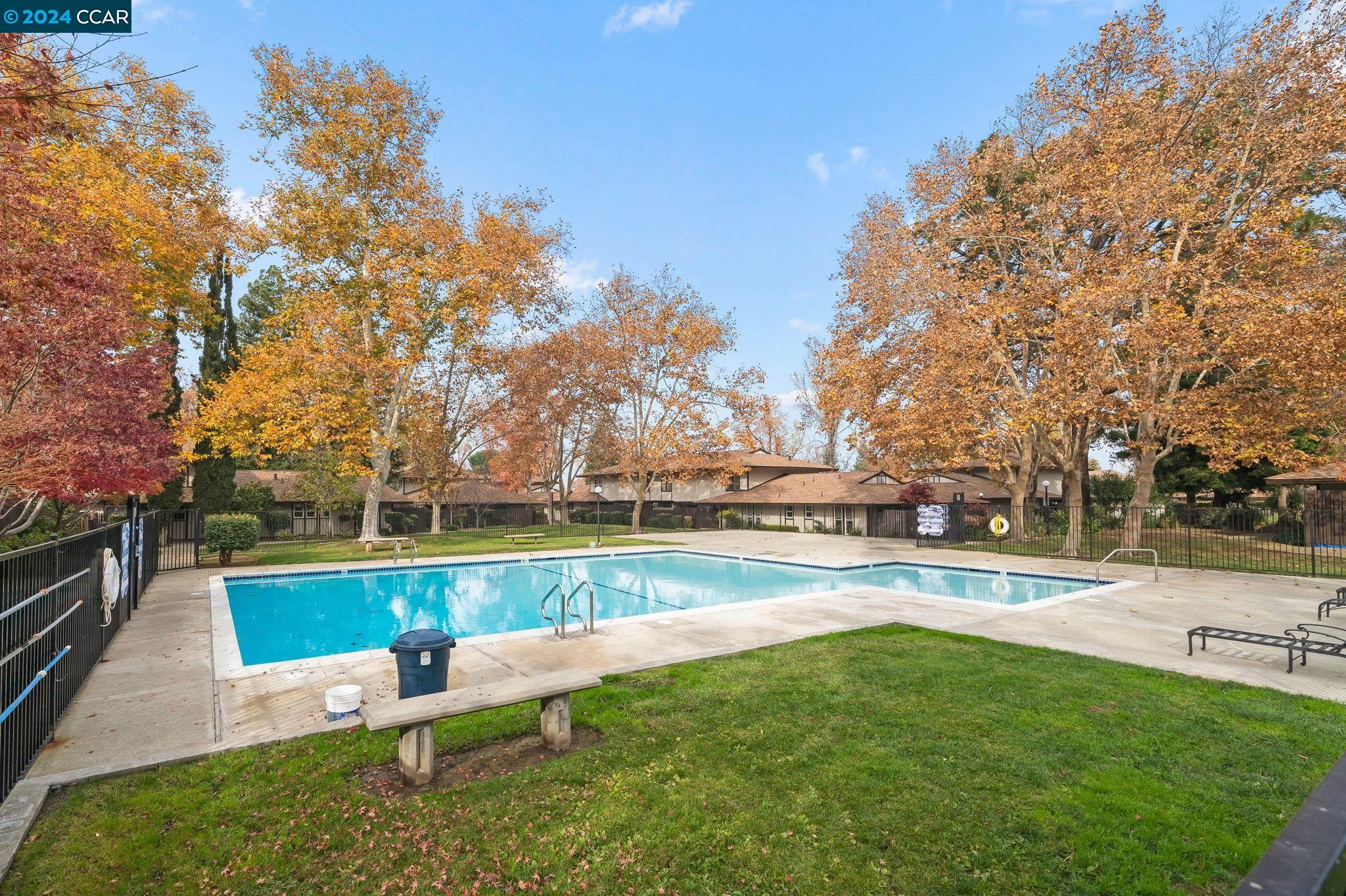 MLS: 41052118 Condo For Sale