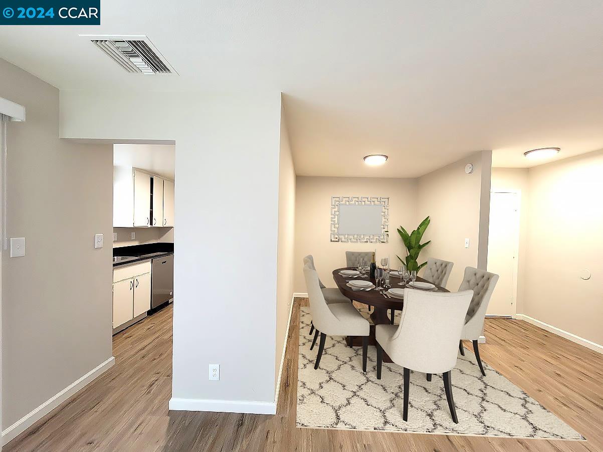 Photo #2: 41052127 Listing 