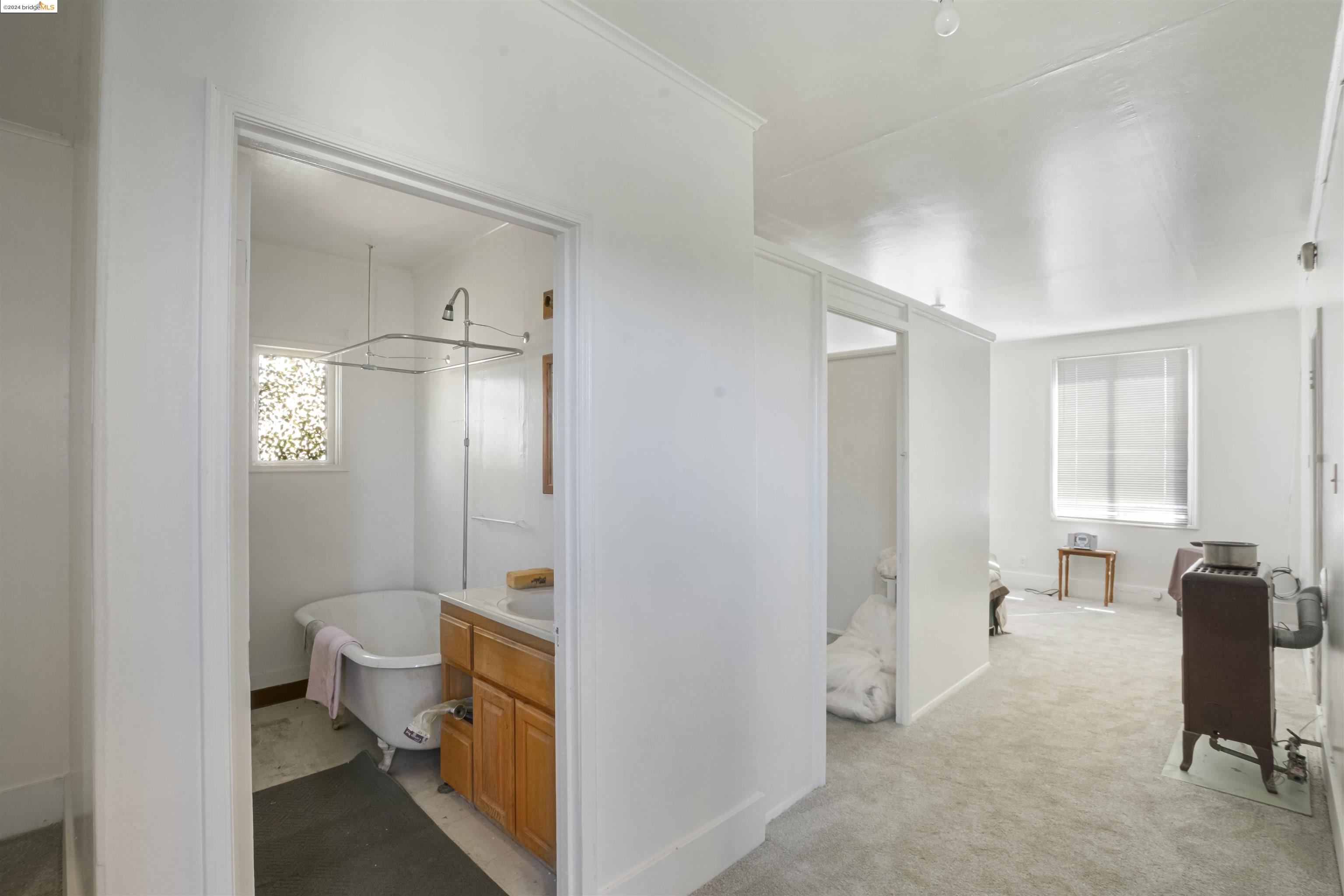 Detail Gallery Image 18 of 37 For 8th Avenue, Oakland,  CA 94606 - – Beds | – Baths