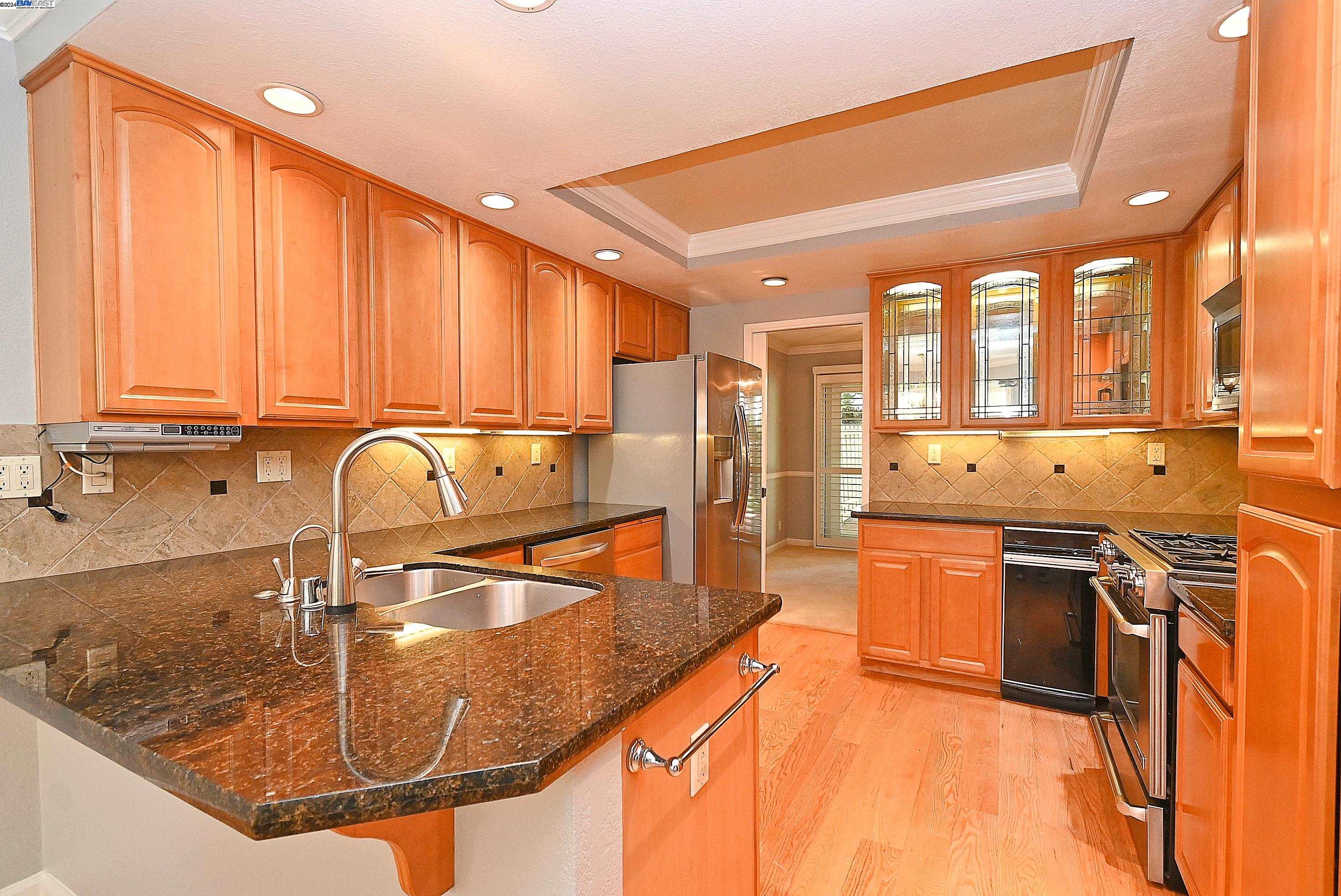 Photo #5: 41052261 Listing 