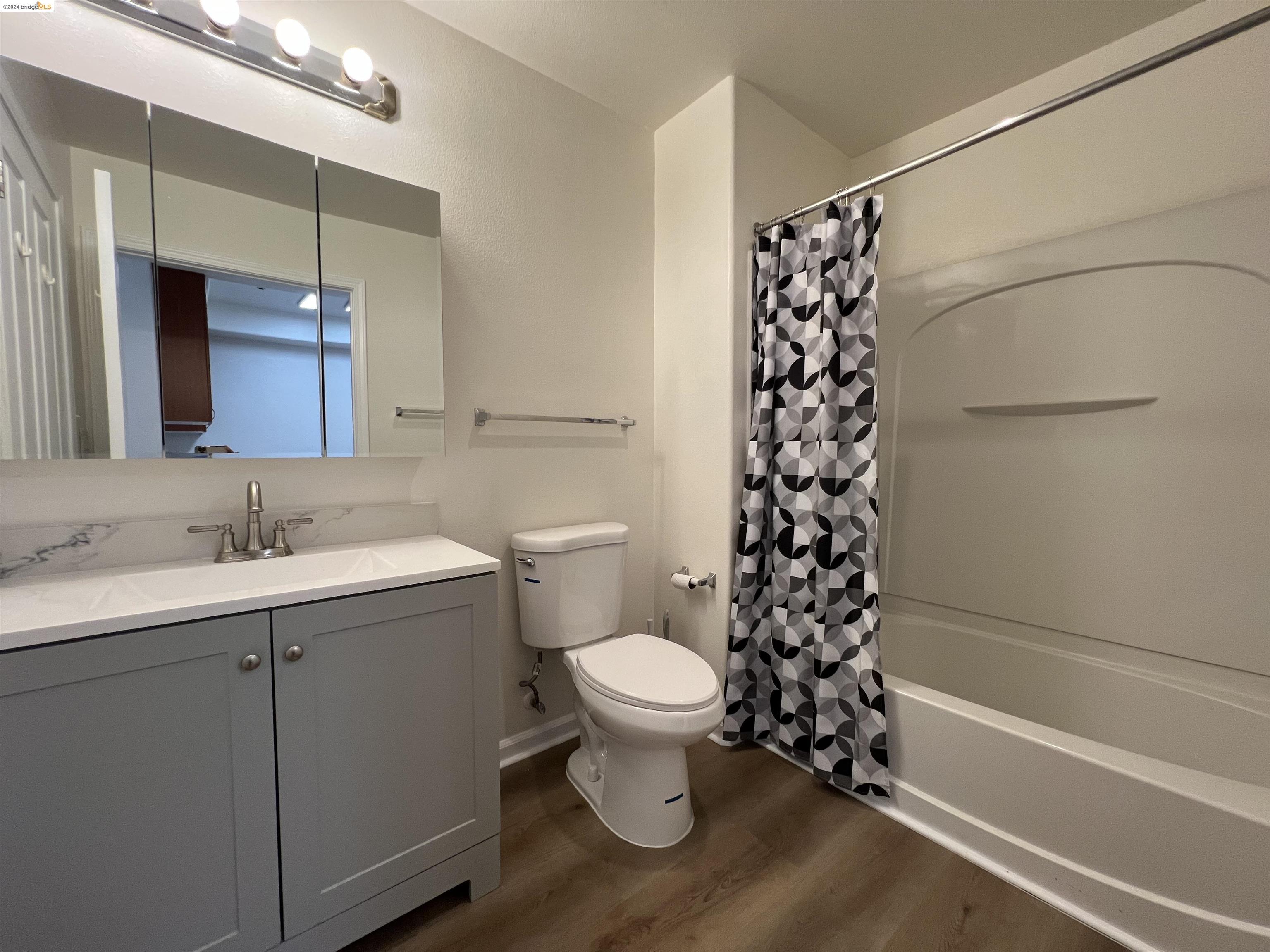 Detail Gallery Image 12 of 33 For 989 Franklin St #621,  Oakland,  CA 94607 - 1 Beds | 1 Baths