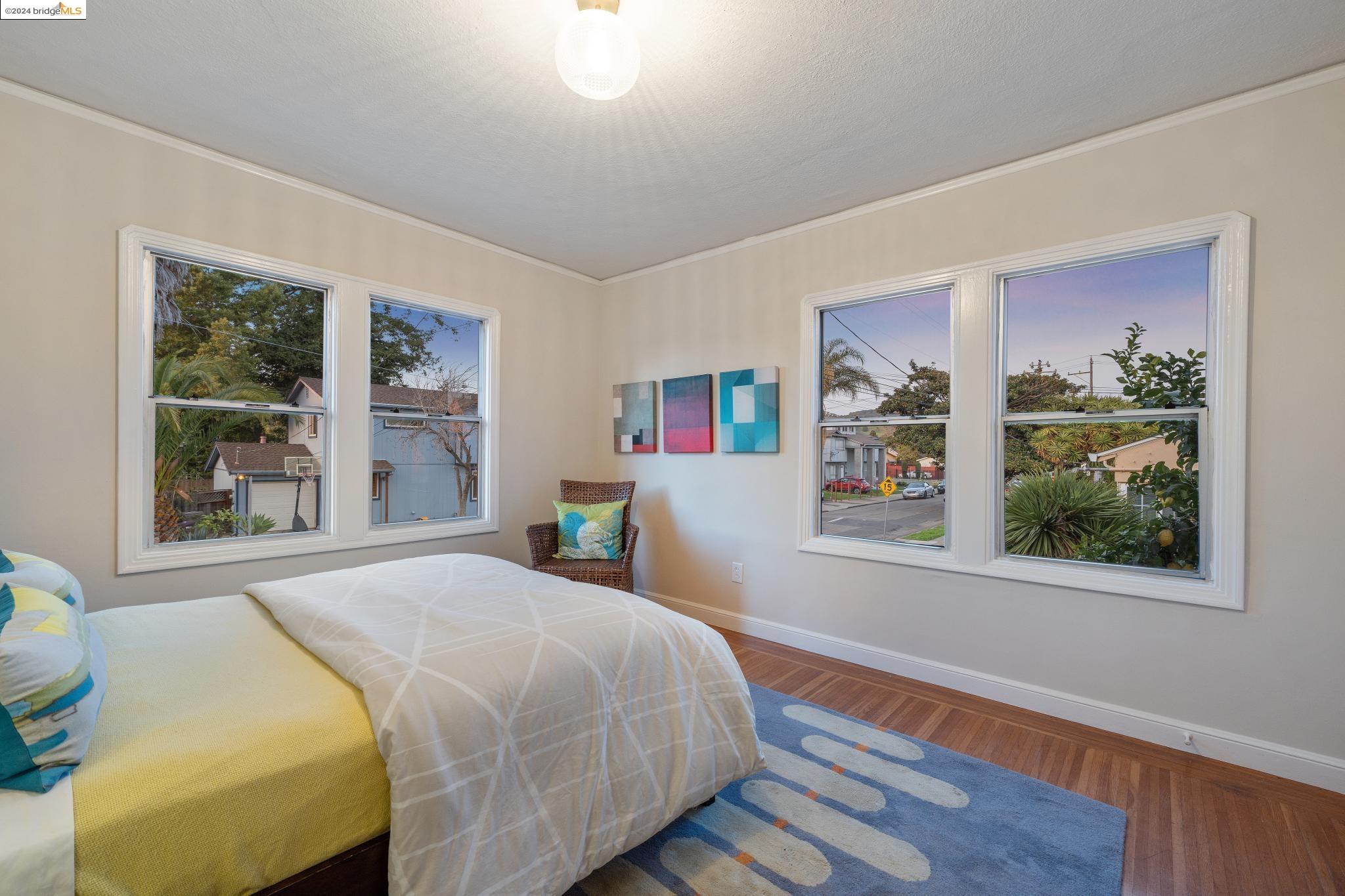 Detail Gallery Image 10 of 51 For 10500 Beverly Ave, Oakland,  CA 94603 - 3 Beds | 2 Baths