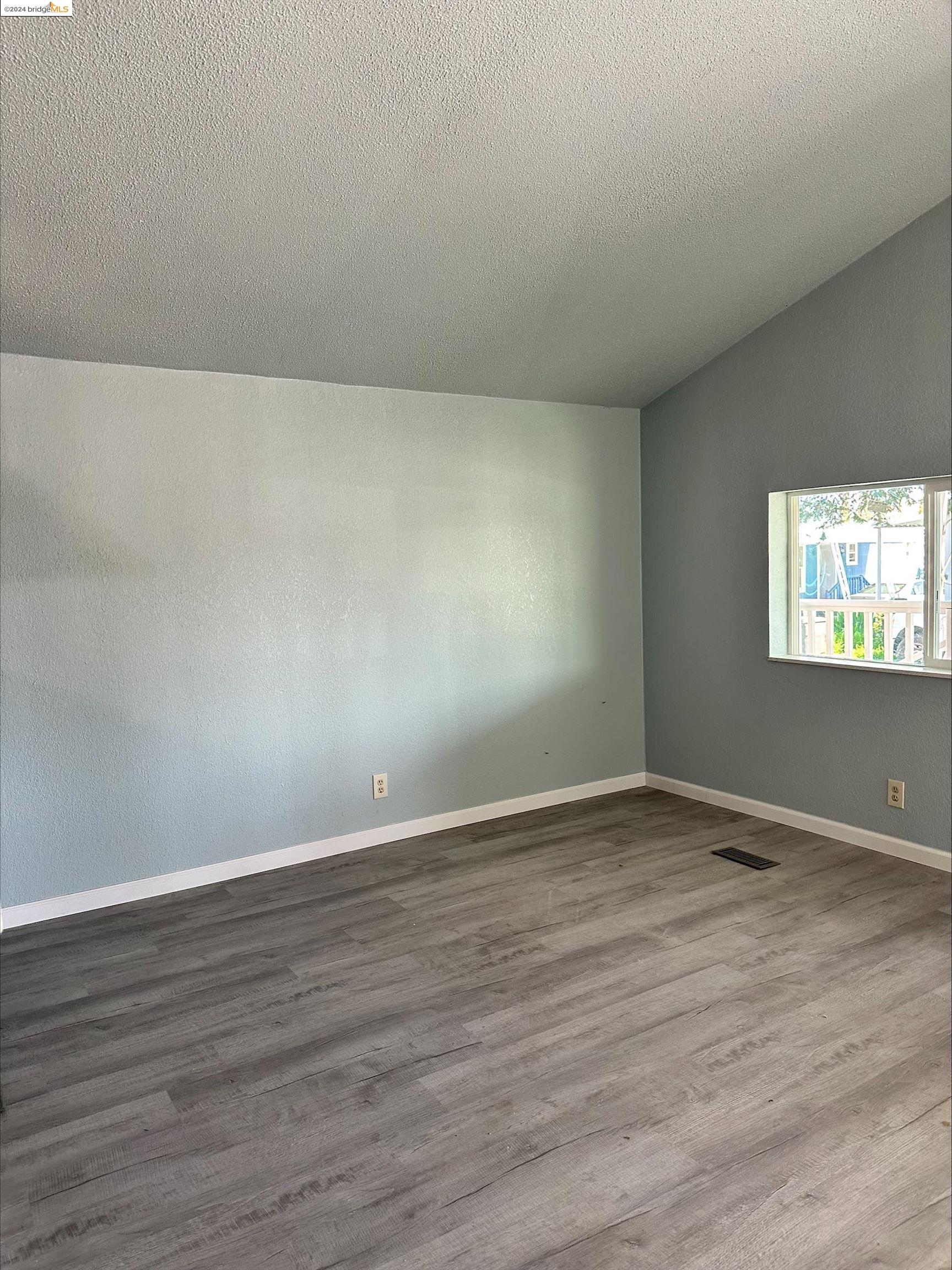 Detail Gallery Image 22 of 35 For 109 Klamath Dr #109,  Pittsburg,  CA 94565 - 3 Beds | 2 Baths