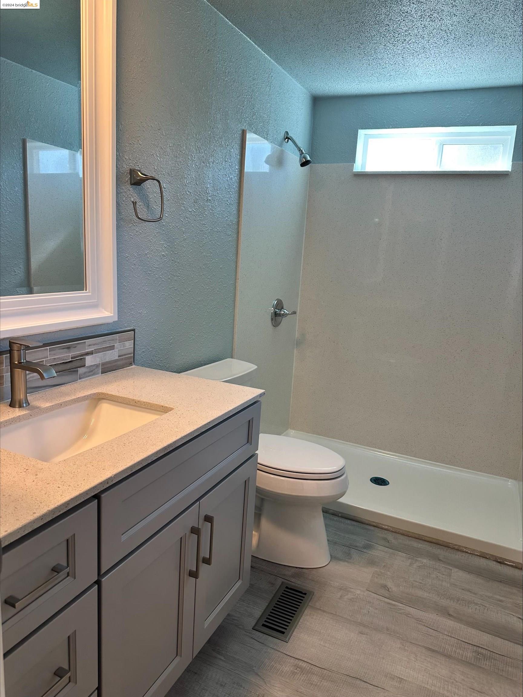 Detail Gallery Image 28 of 35 For 109 Klamath Dr #109,  Pittsburg,  CA 94565 - 3 Beds | 2 Baths
