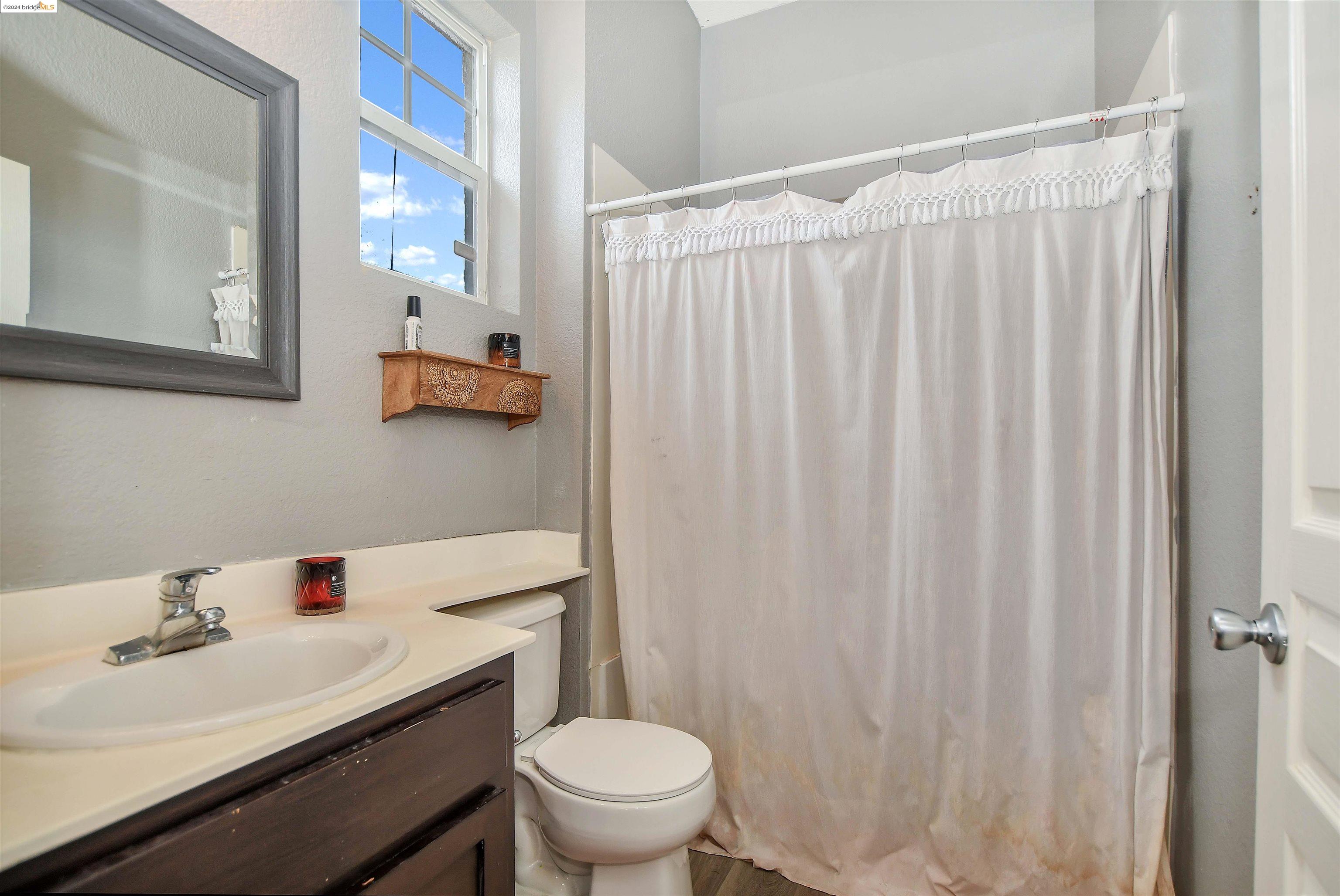 Detail Gallery Image 24 of 49 For 5066 Wilmont Ct, Antioch,  CA 94531 - 4 Beds | 3/1 Baths