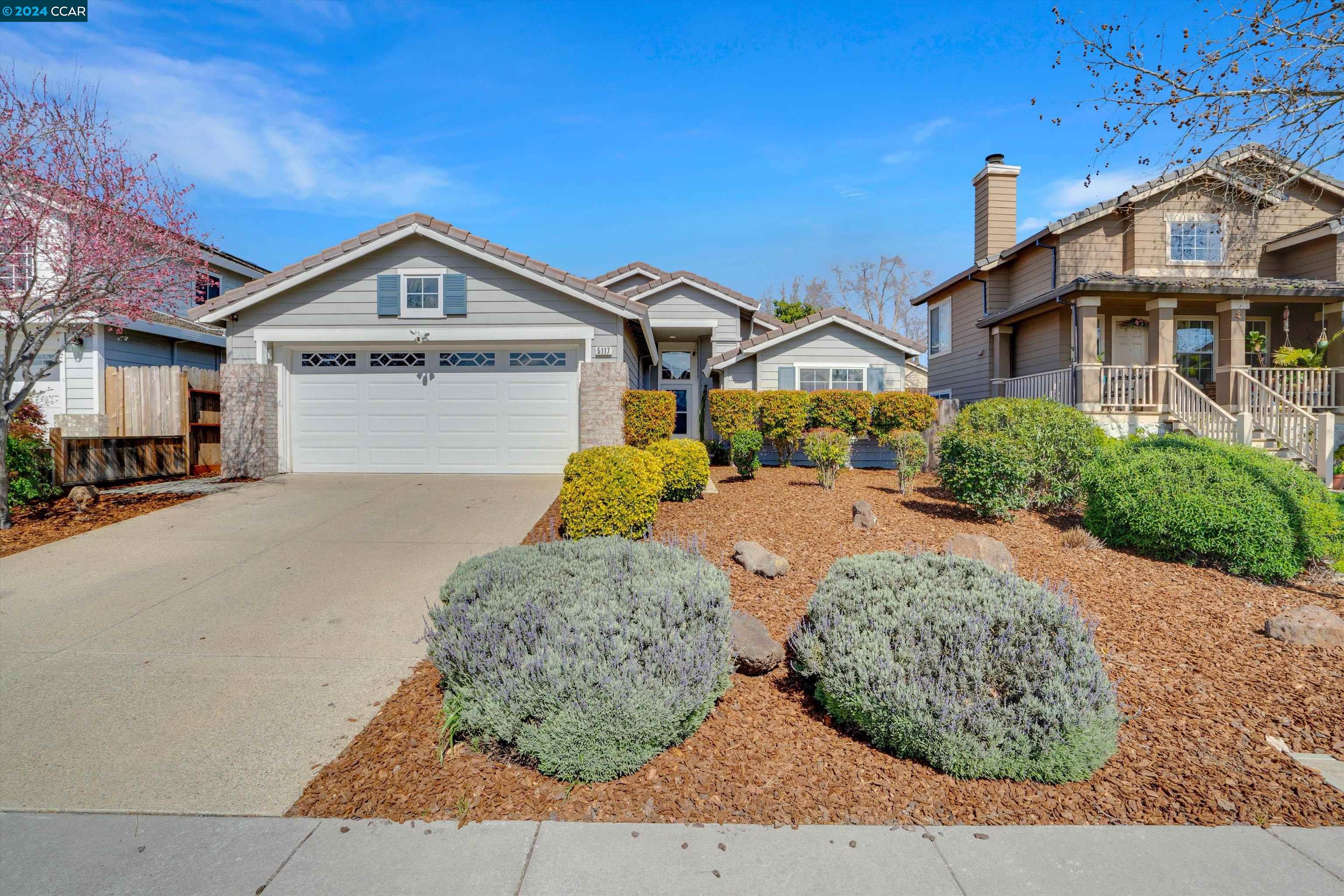 5117 Arroyo