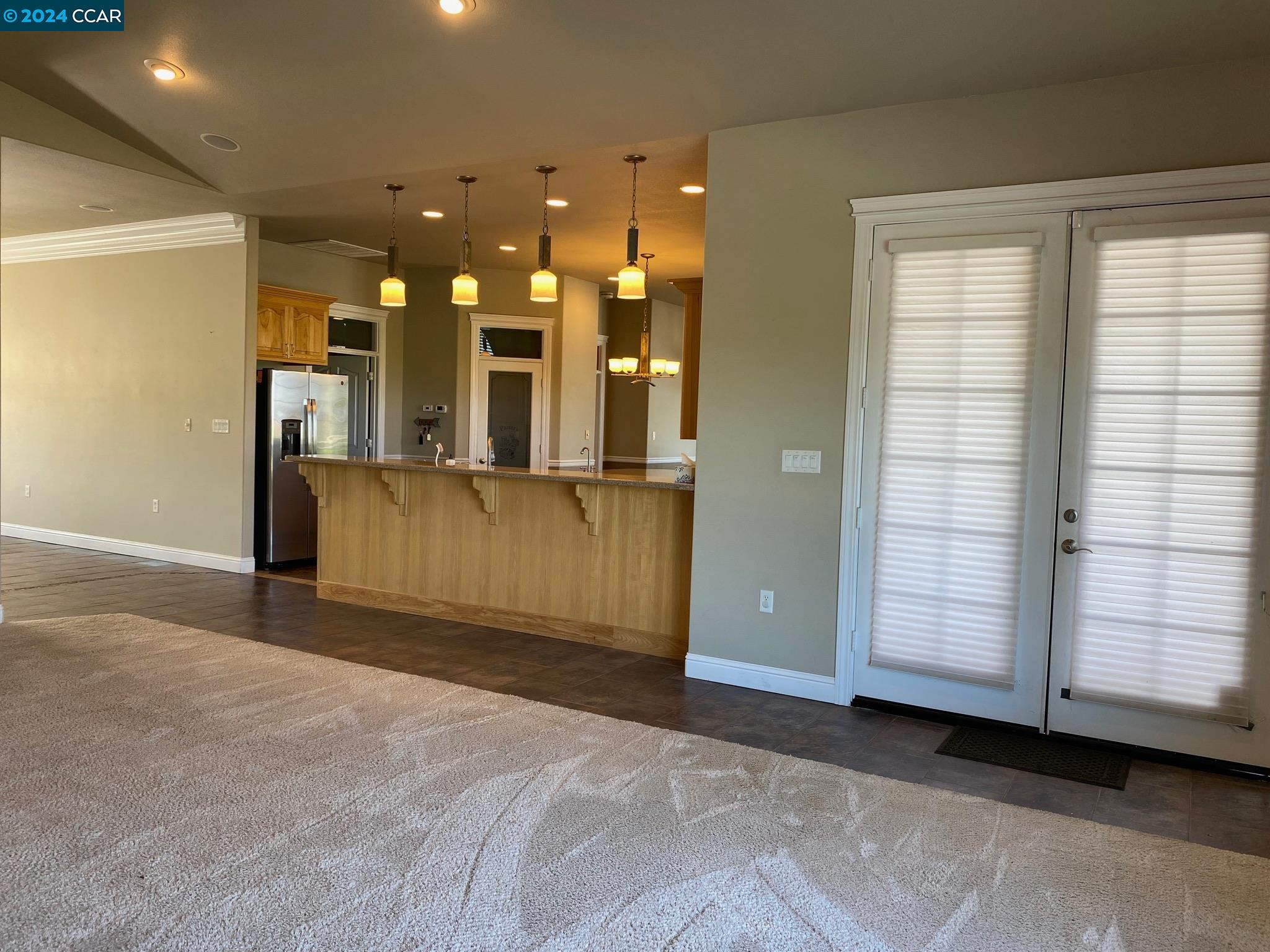 Detail Gallery Image 7 of 56 For 4755 Kimberly Farms Dr, Anderson,  CA 96007 - 4 Beds | 3/1 Baths