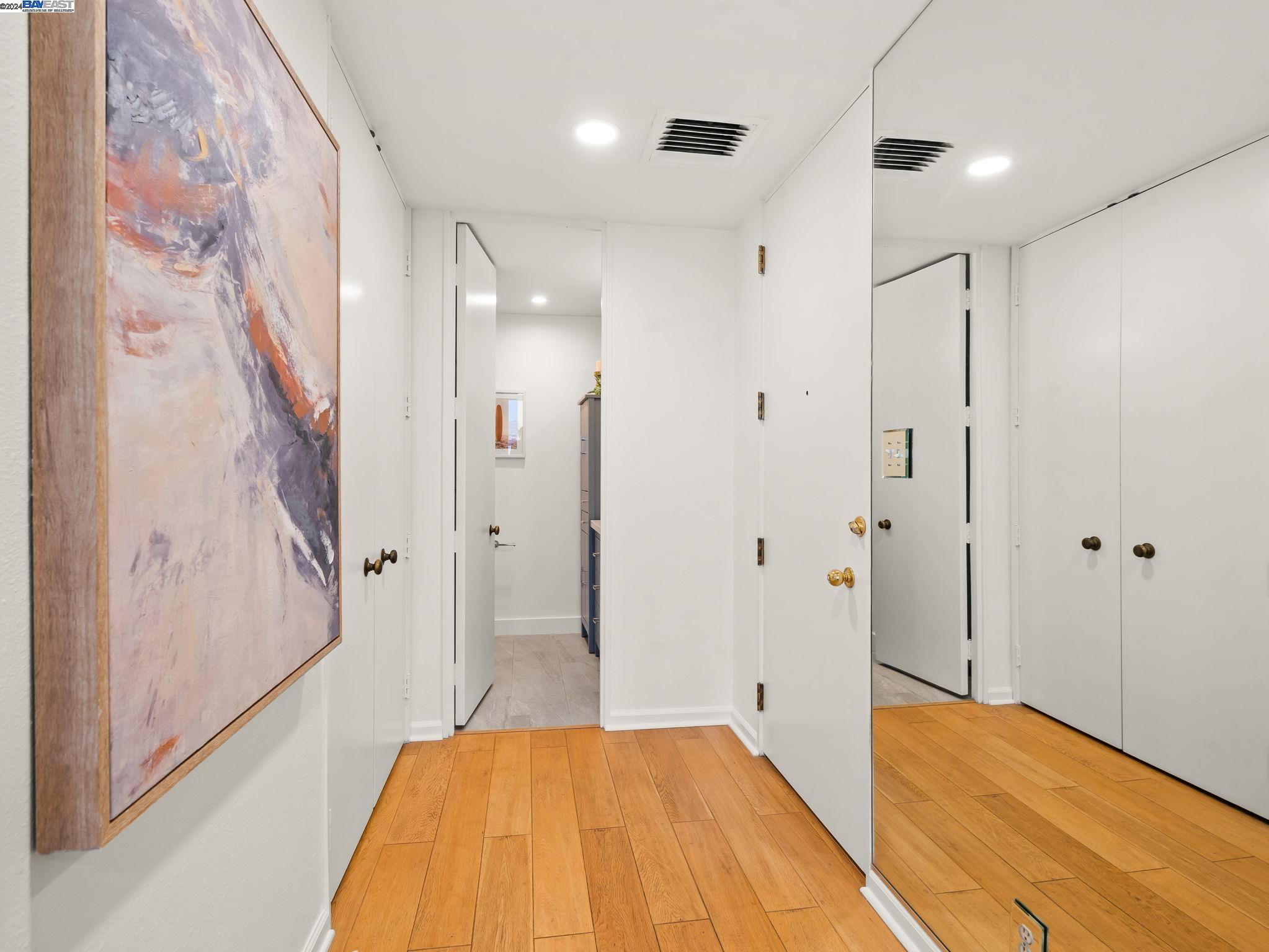 Detail Gallery Image 13 of 39 For 565 Bellevue Ave #1204,  Oakland,  CA 94610 - 1 Beds | 2 Baths