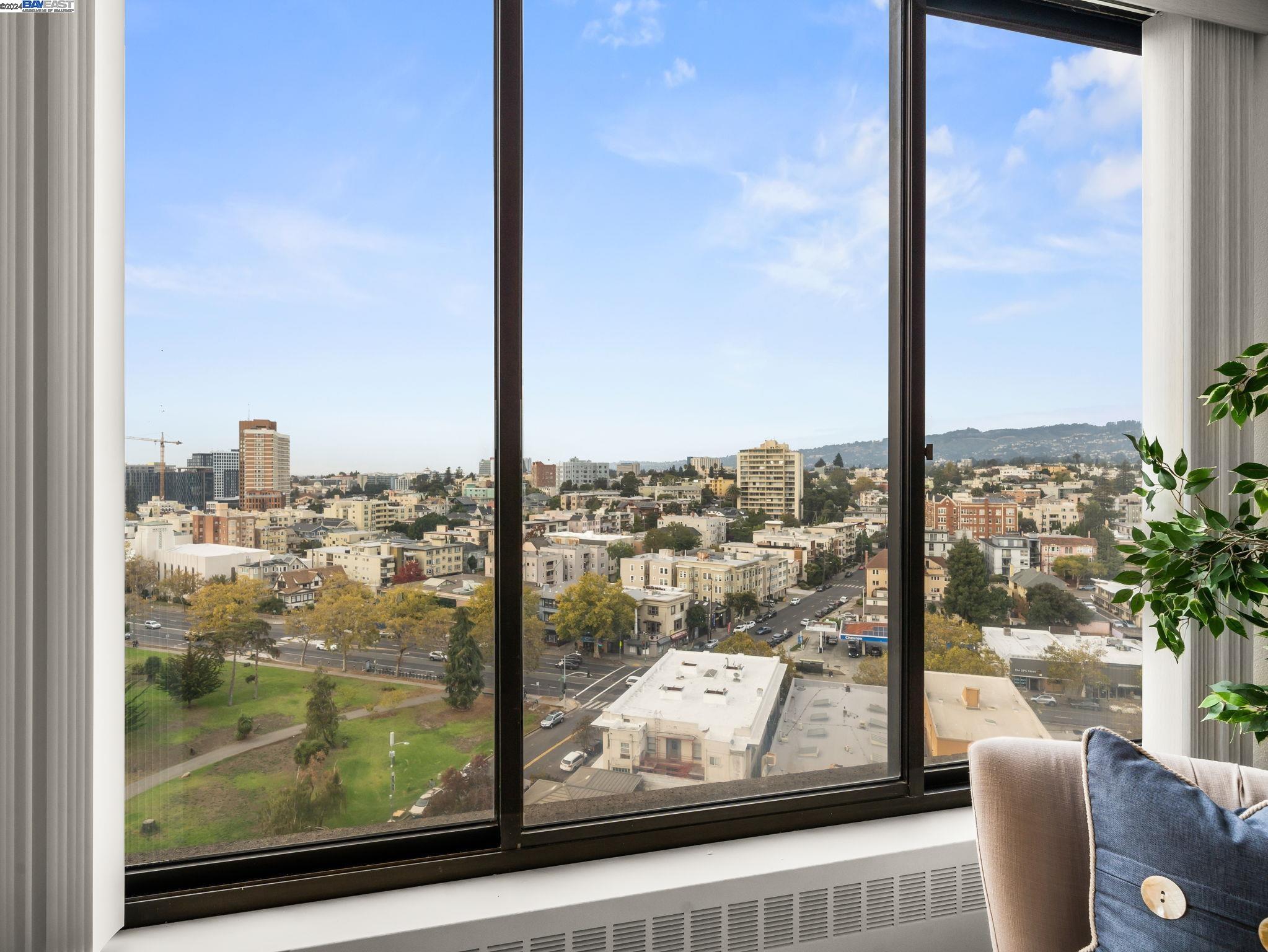 Detail Gallery Image 14 of 39 For 565 Bellevue Ave #1204,  Oakland,  CA 94610 - 1 Beds | 2 Baths
