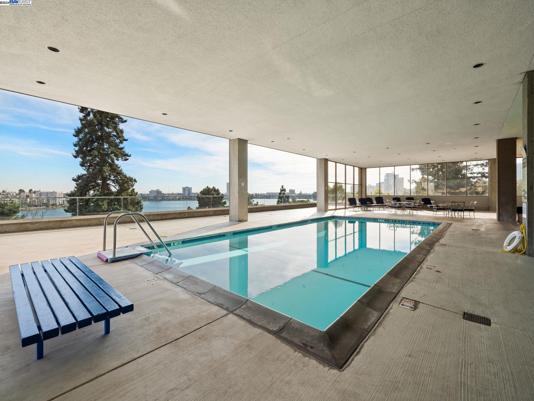 Detail Gallery Image 21 of 39 For 565 Bellevue Ave #1204,  Oakland,  CA 94610 - 1 Beds | 2 Baths