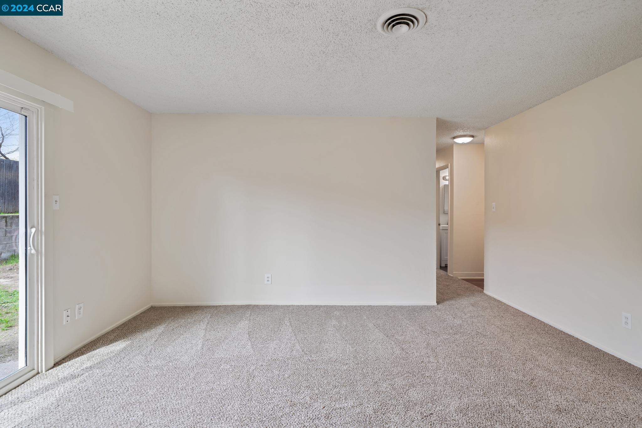 Detail Gallery Image 8 of 22 For 1320 Sheridan Ave, Roseville,  CA 95661 - 3 Beds | 2 Baths