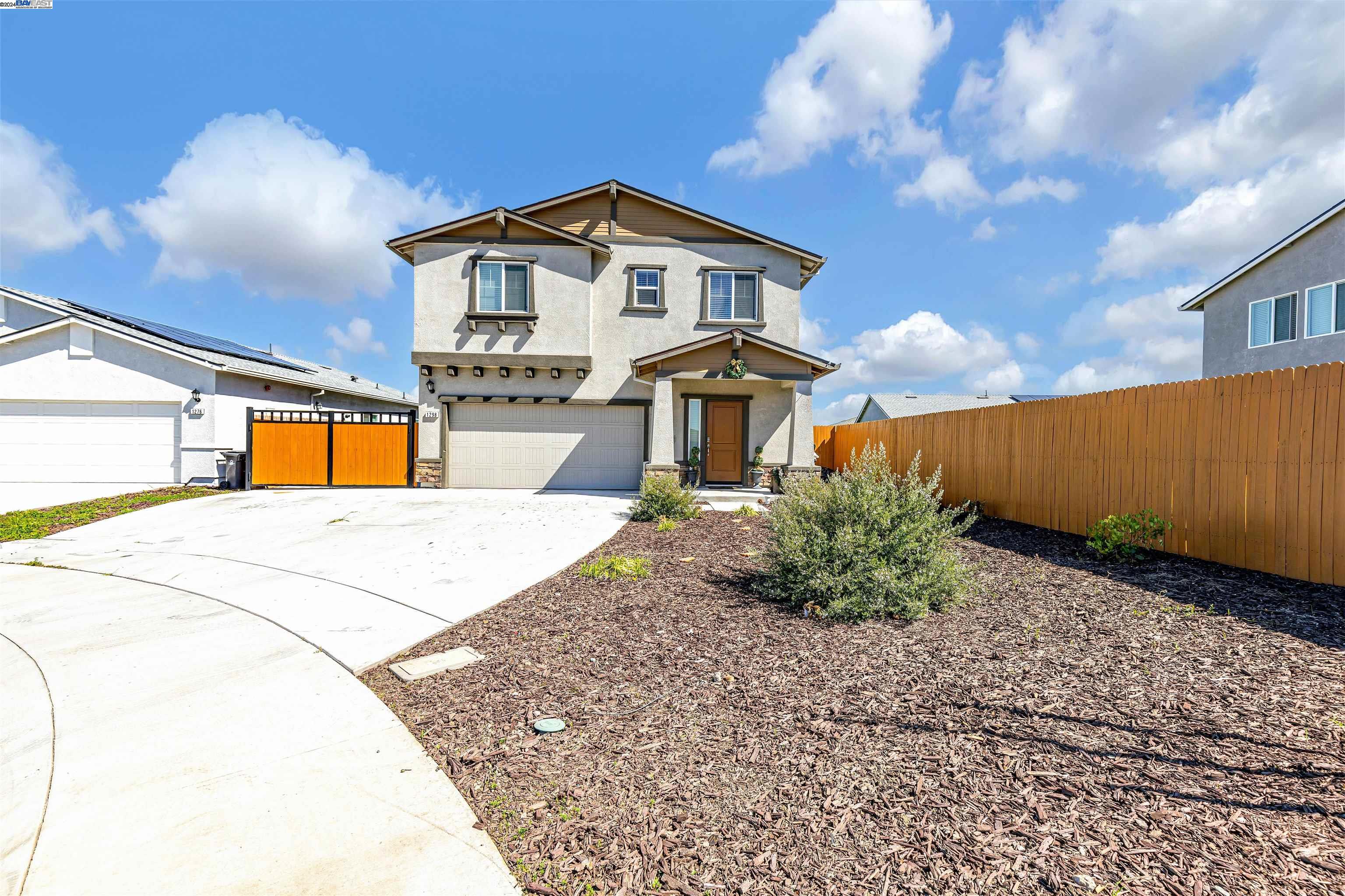 Detail Gallery Image 1 of 1 For 1298 S Osprey Ct, Stockton,  CA 95215 - 4 Beds | 2/1 Baths