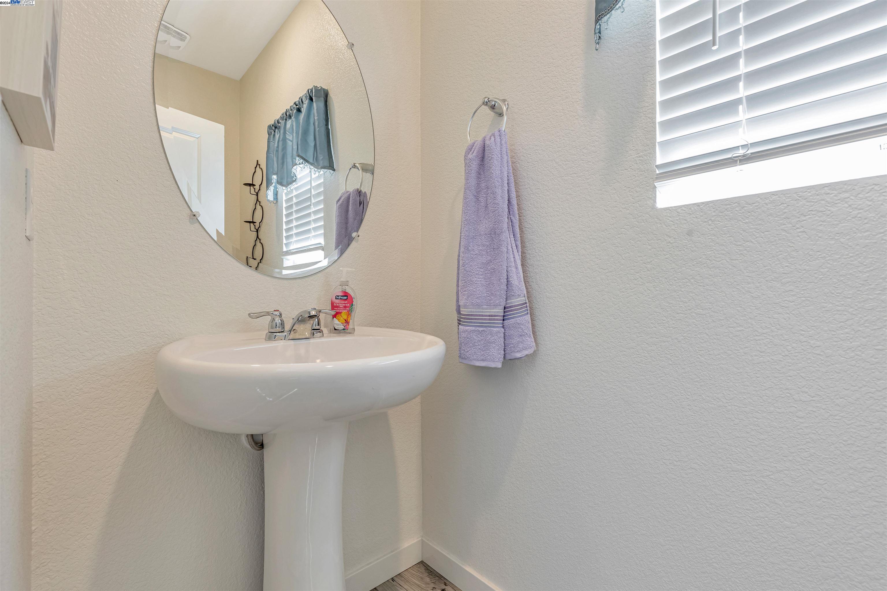 Detail Gallery Image 31 of 37 For 1298 S Osprey Ct, Stockton,  CA 95215 - 4 Beds | 2/1 Baths