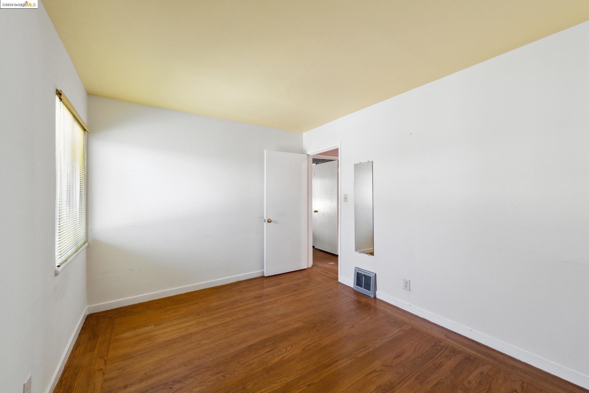 Detail Gallery Image 20 of 41 For 224 Cambridge Ave, Kensington,  CA 94708 - 3 Beds | 2 Baths