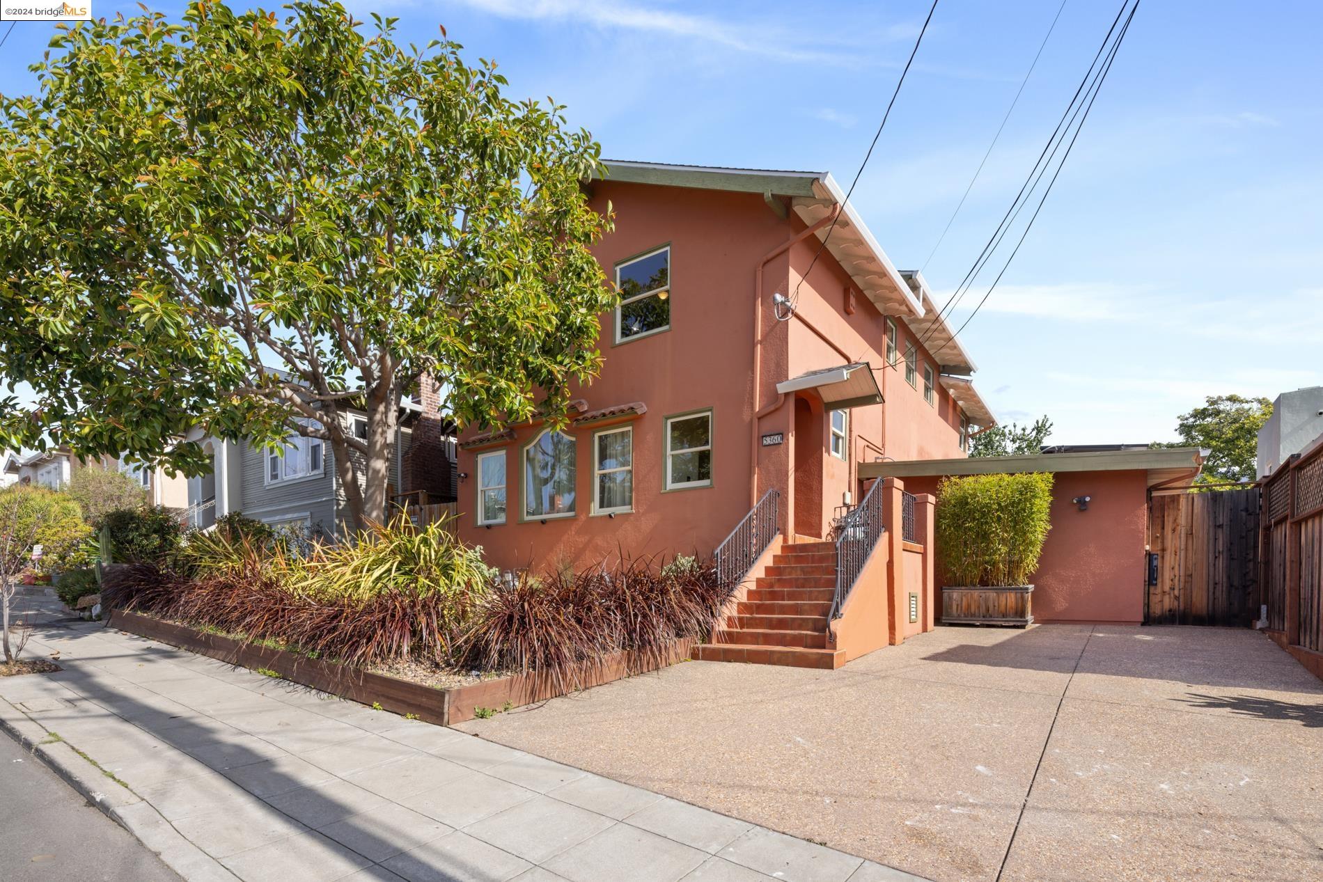Detail Gallery Image 1 of 1 For 5360 Walnut St, Oakland,  CA 94619 - 5 Beds | 2/1 Baths