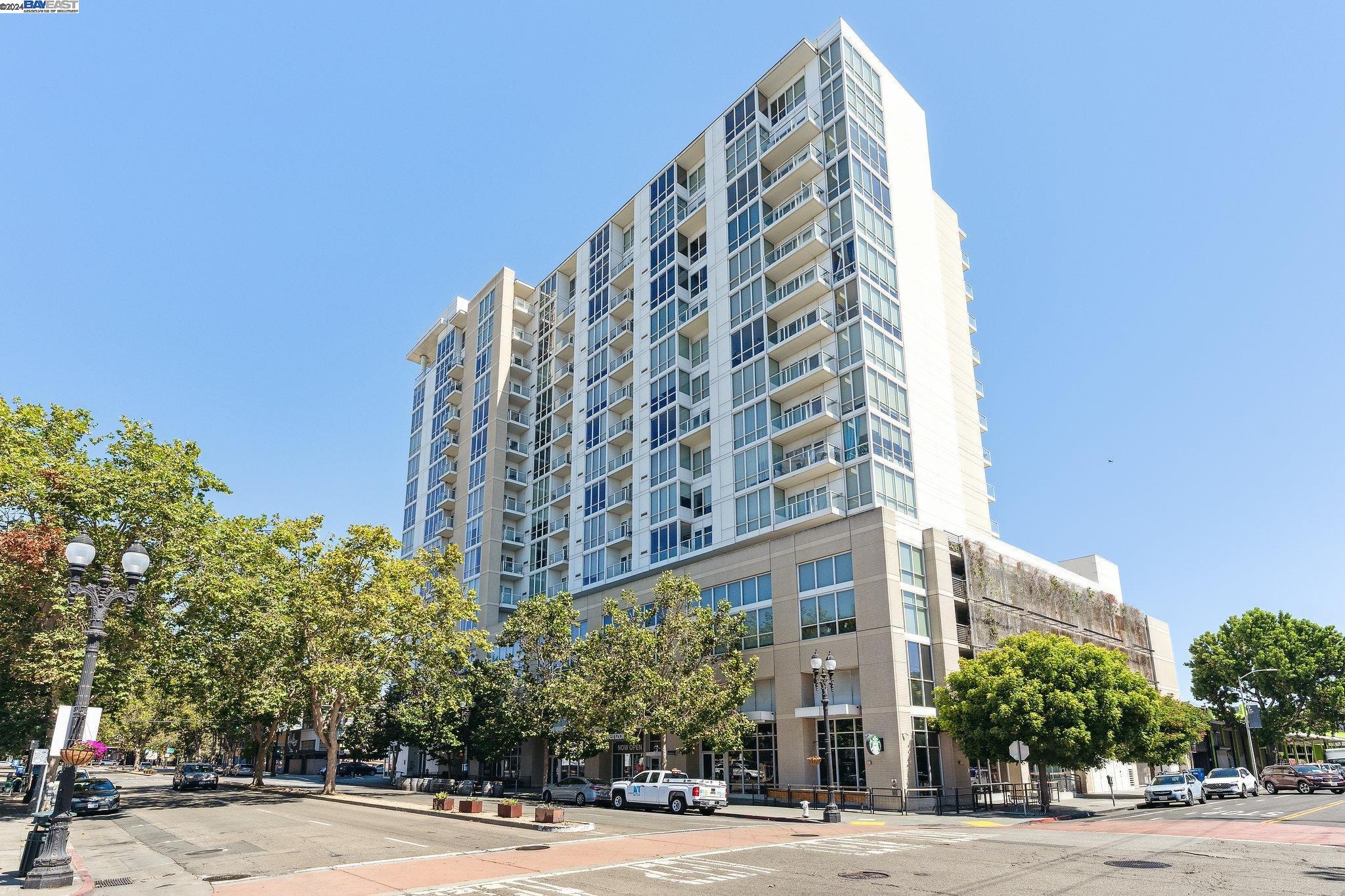 Detail Gallery Image 35 of 54 For 222 Broadway #906,  Oakland,  CA 94607 - 2 Beds | 2 Baths