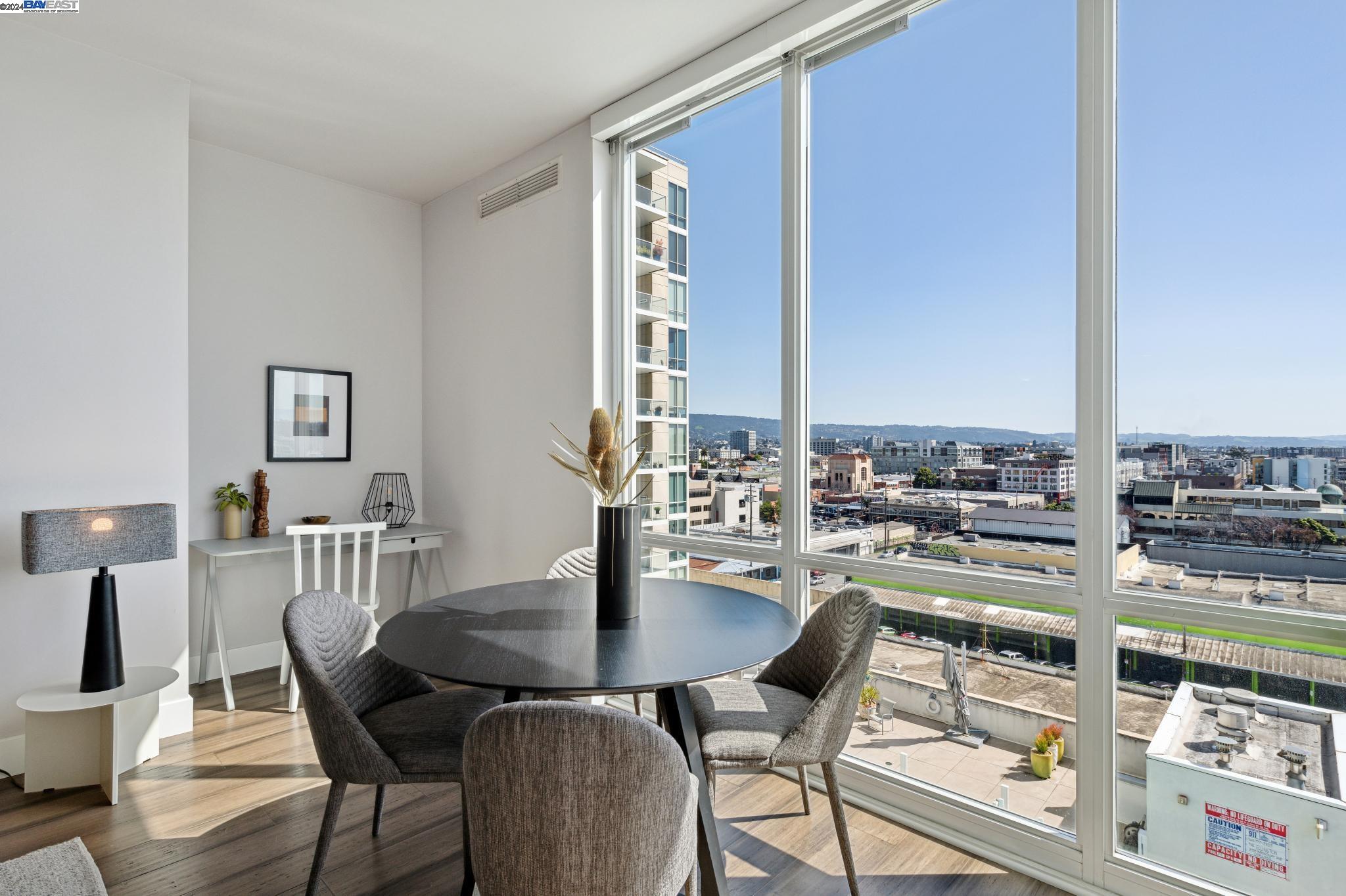 Detail Gallery Image 8 of 54 For 222 Broadway #906,  Oakland,  CA 94607 - 2 Beds | 2 Baths