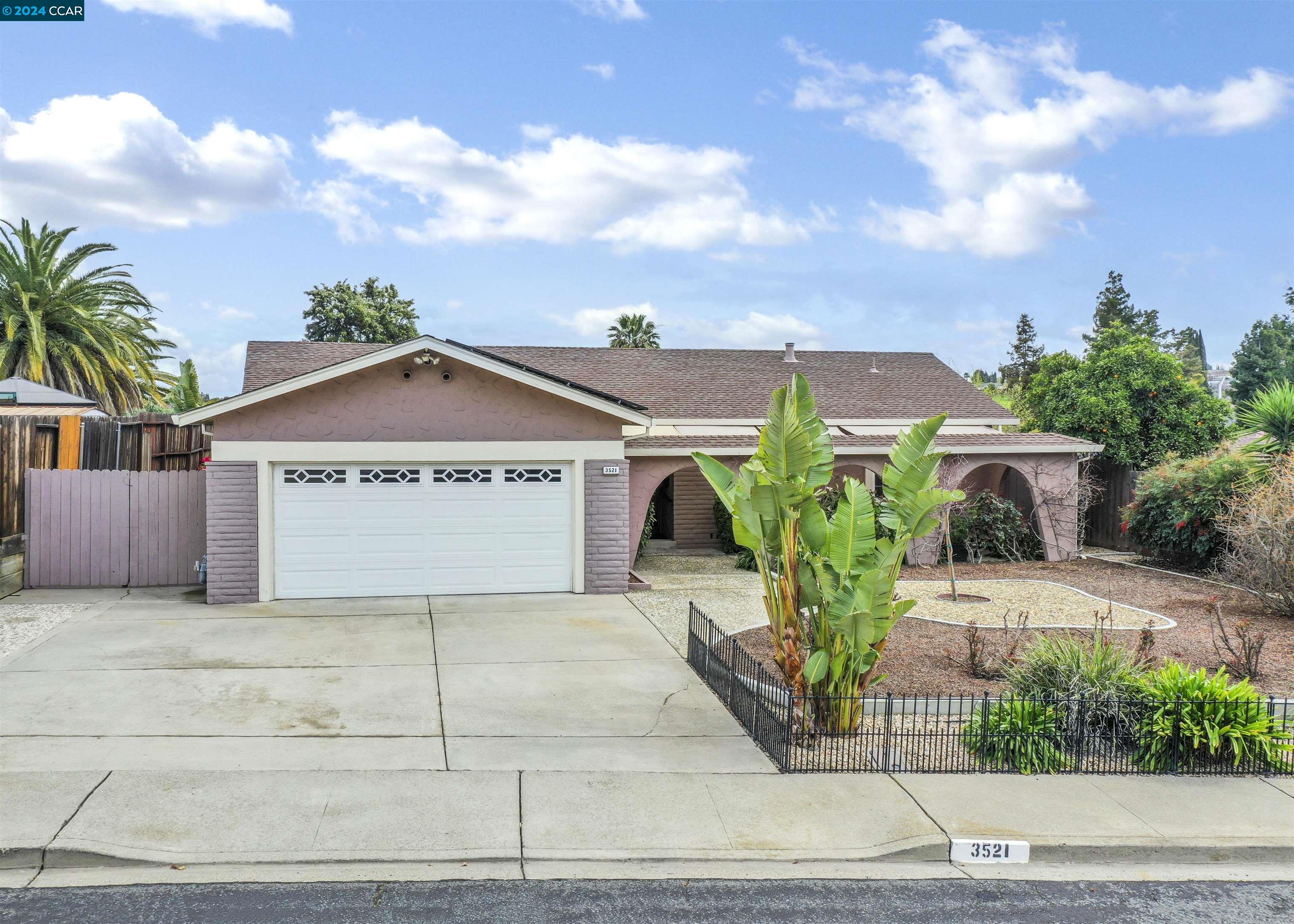Detail Gallery Image 1 of 1 For 3521 Mountaire Dr, Antioch,  CA 94531 - 3 Beds | 2 Baths