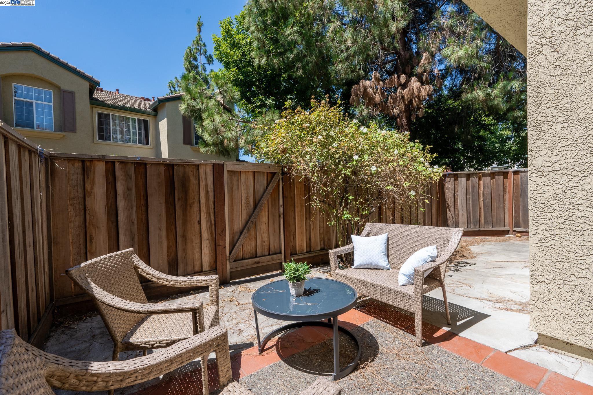 Detail Gallery Image 24 of 28 For 4268 Lucero Ct, Pleasanton,  CA 94588 - 3 Beds | 2/1 Baths