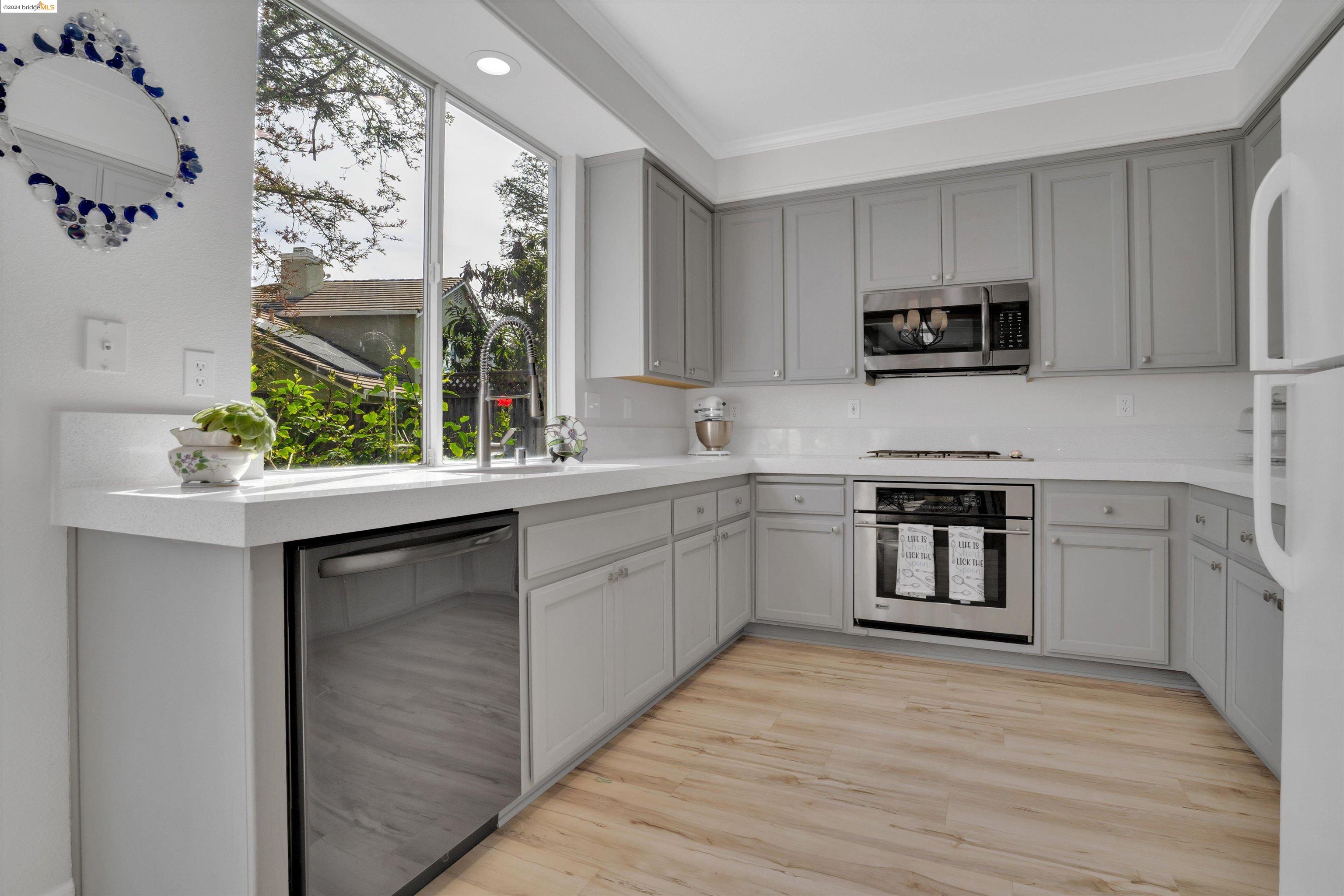 Detail Gallery Image 9 of 31 For 144 Canfield Ct, Brentwood,  CA 94513-2941 - 4 Beds | 2/1 Baths