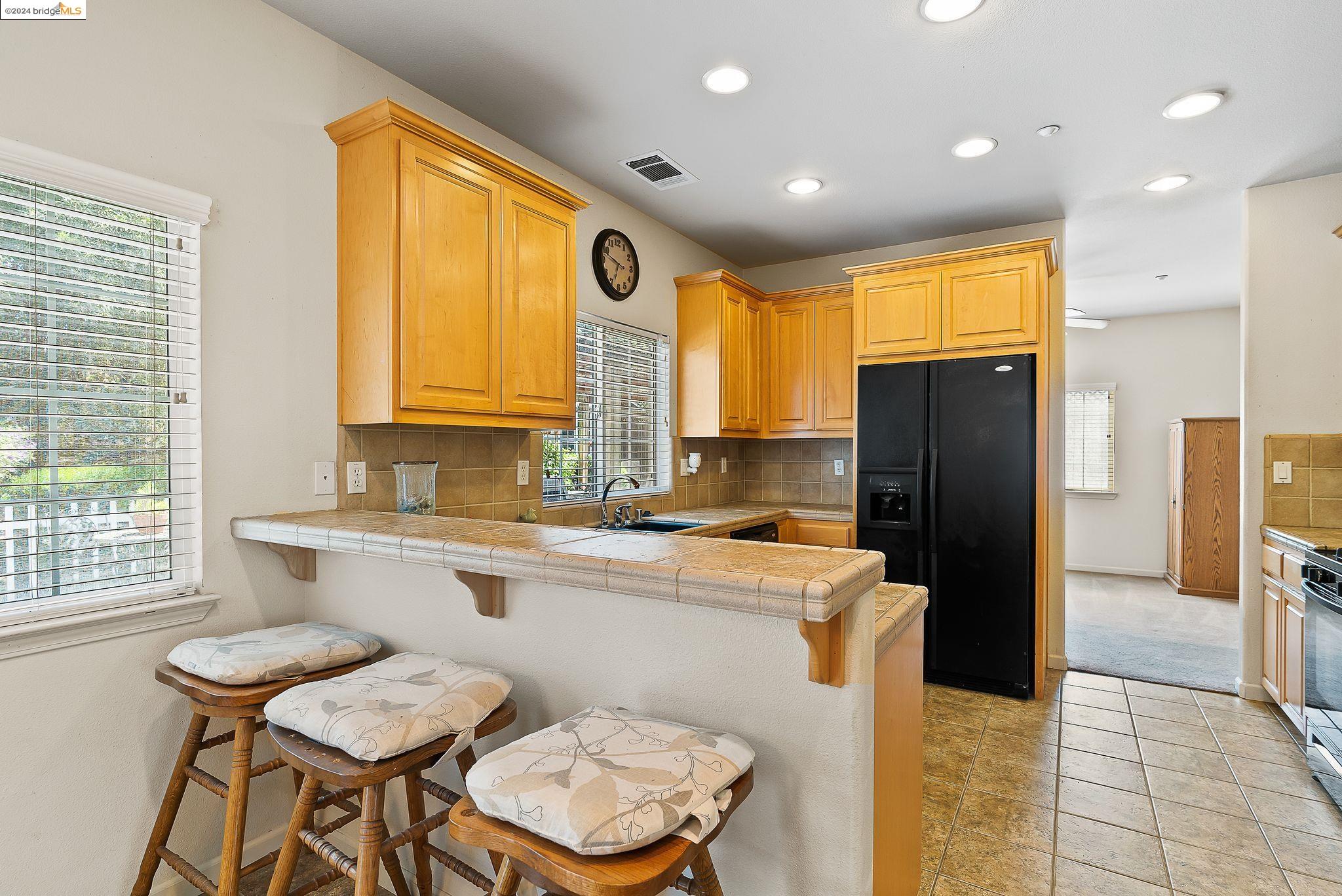 Detail Gallery Image 17 of 52 For 704 Sarah St, Brentwood,  CA 94513 - 3 Beds | 2 Baths