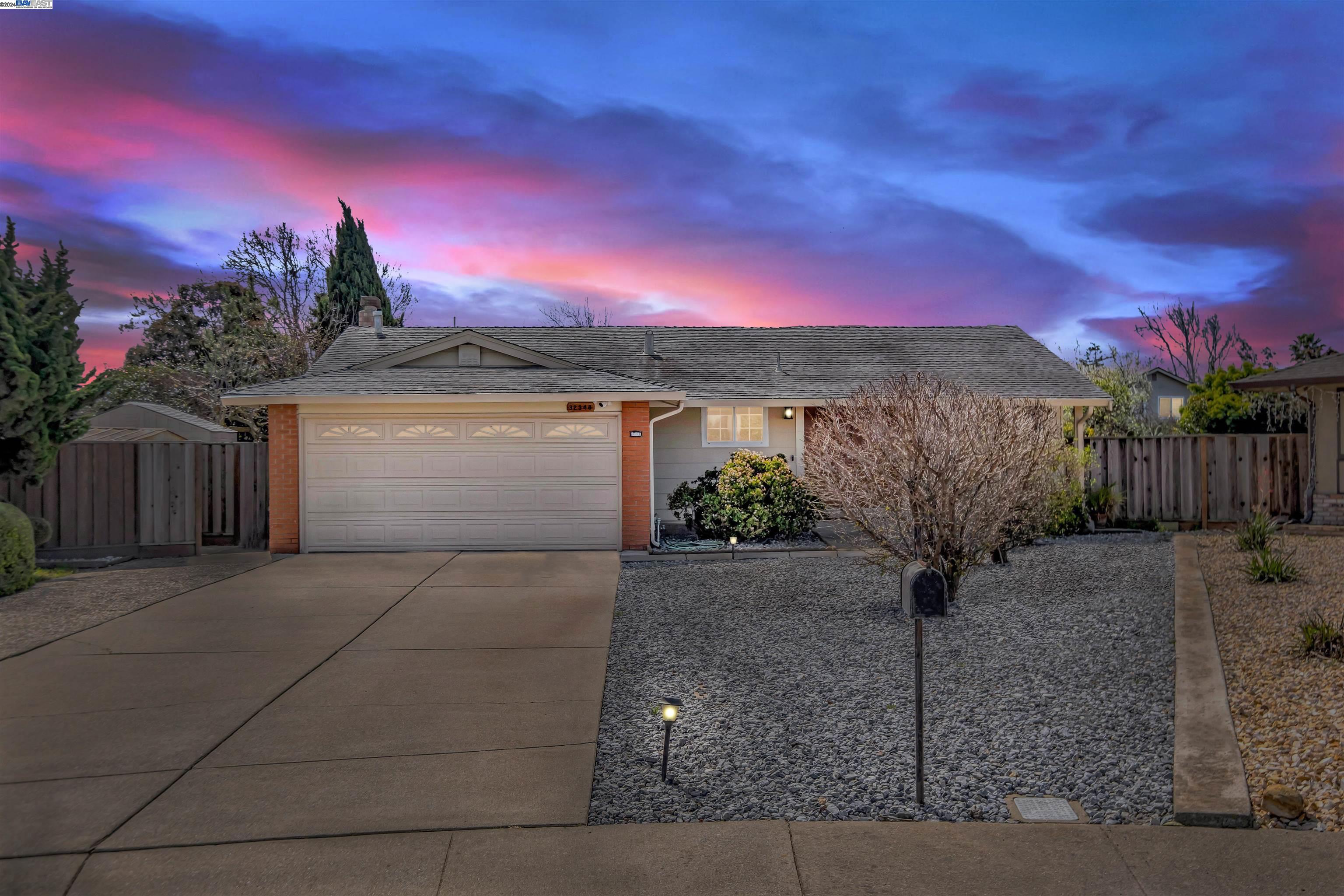 Detail Gallery Image 1 of 1 For 32348 Jacklynn Ct, Union City,  CA 94587 - 3 Beds | 2 Baths