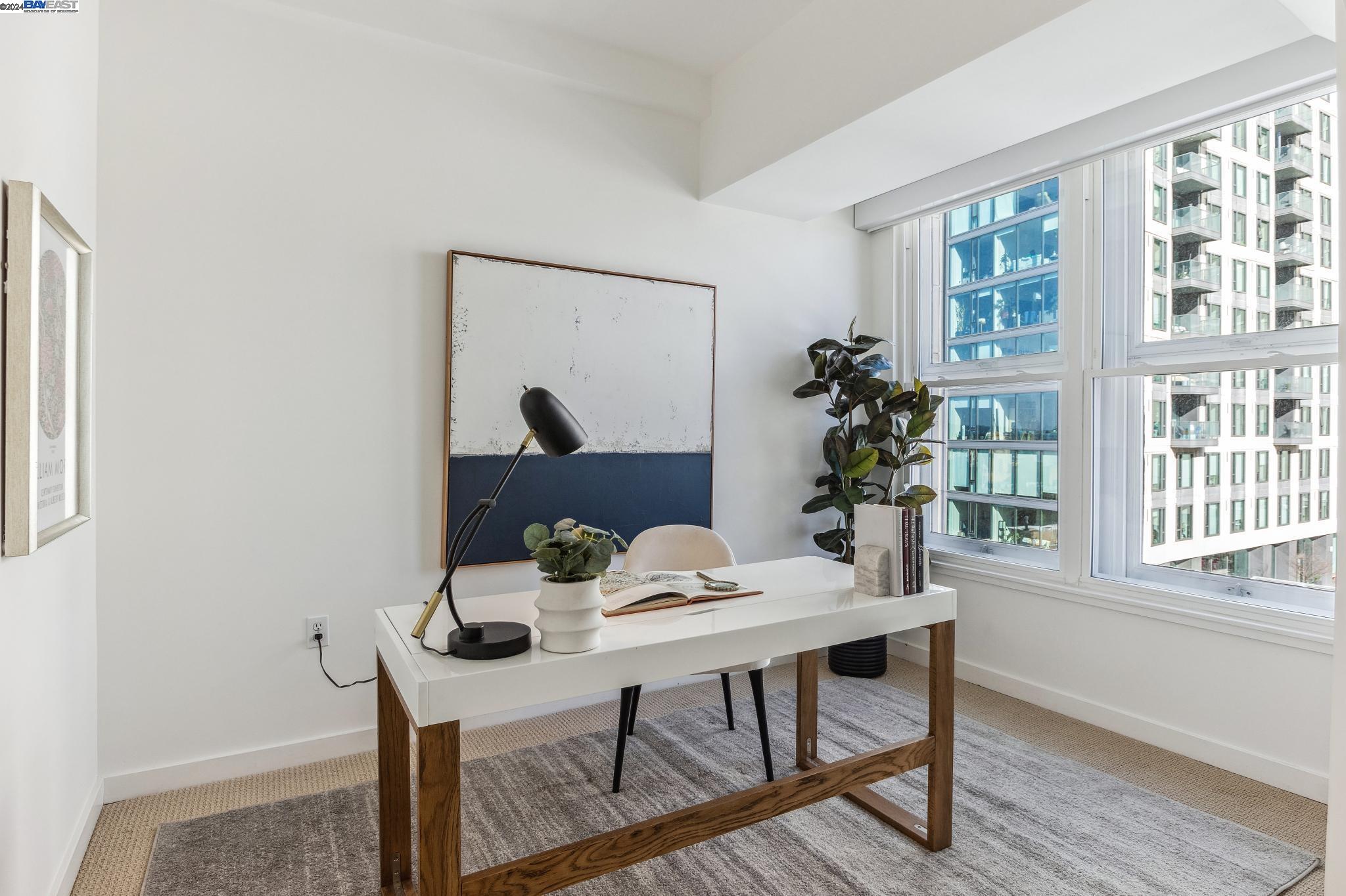 Detail Gallery Image 22 of 38 For 1615 Broadway #9,  Oakland,  CA 94612 - 3 Beds | 2 Baths