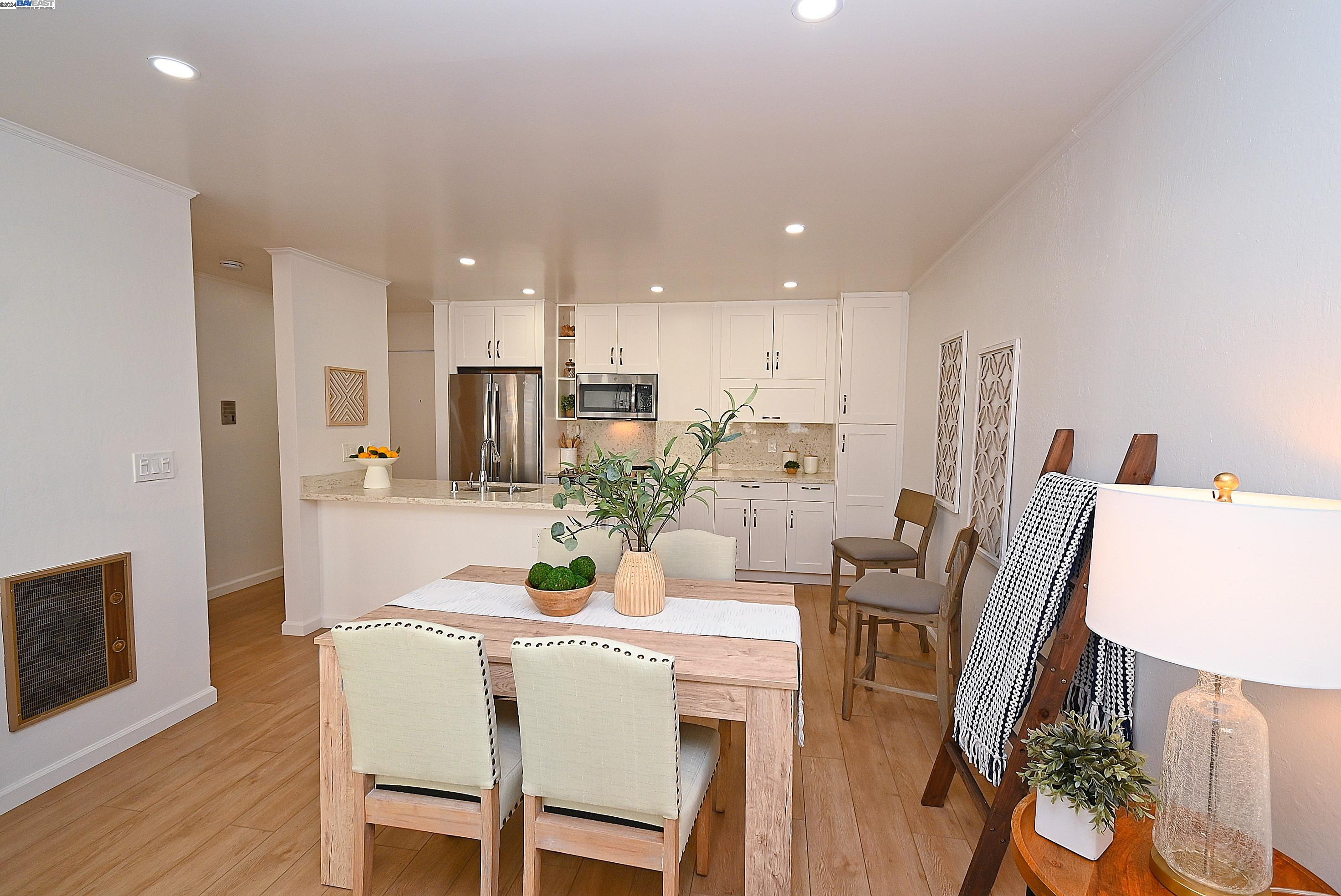 Photo #4: 41052864 Listing 