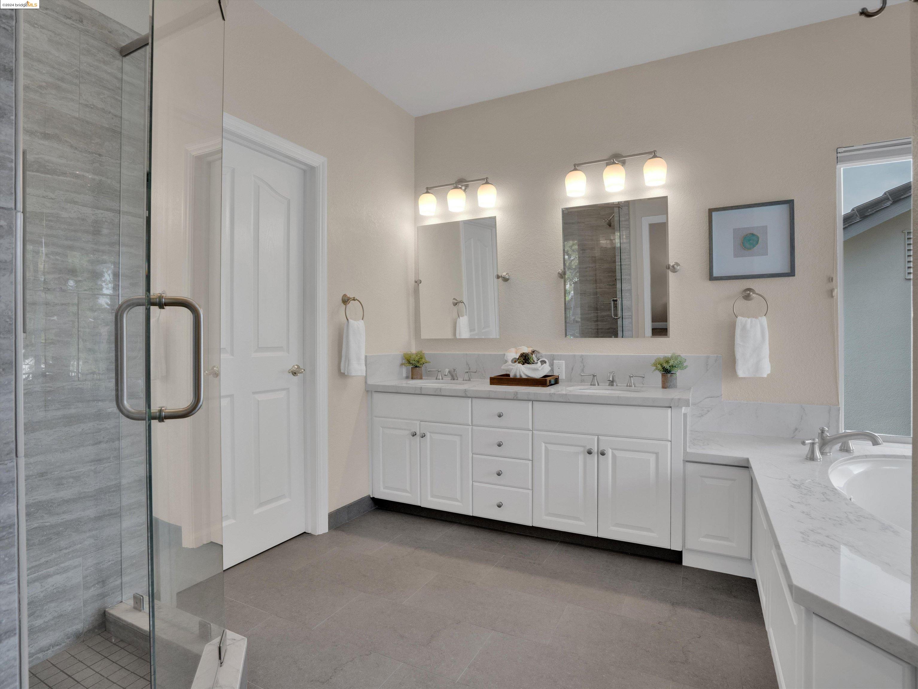 Detail Gallery Image 27 of 52 For 670 Devonshire Loop, Brentwood,  CA 94513 - 4 Beds | 2/1 Baths