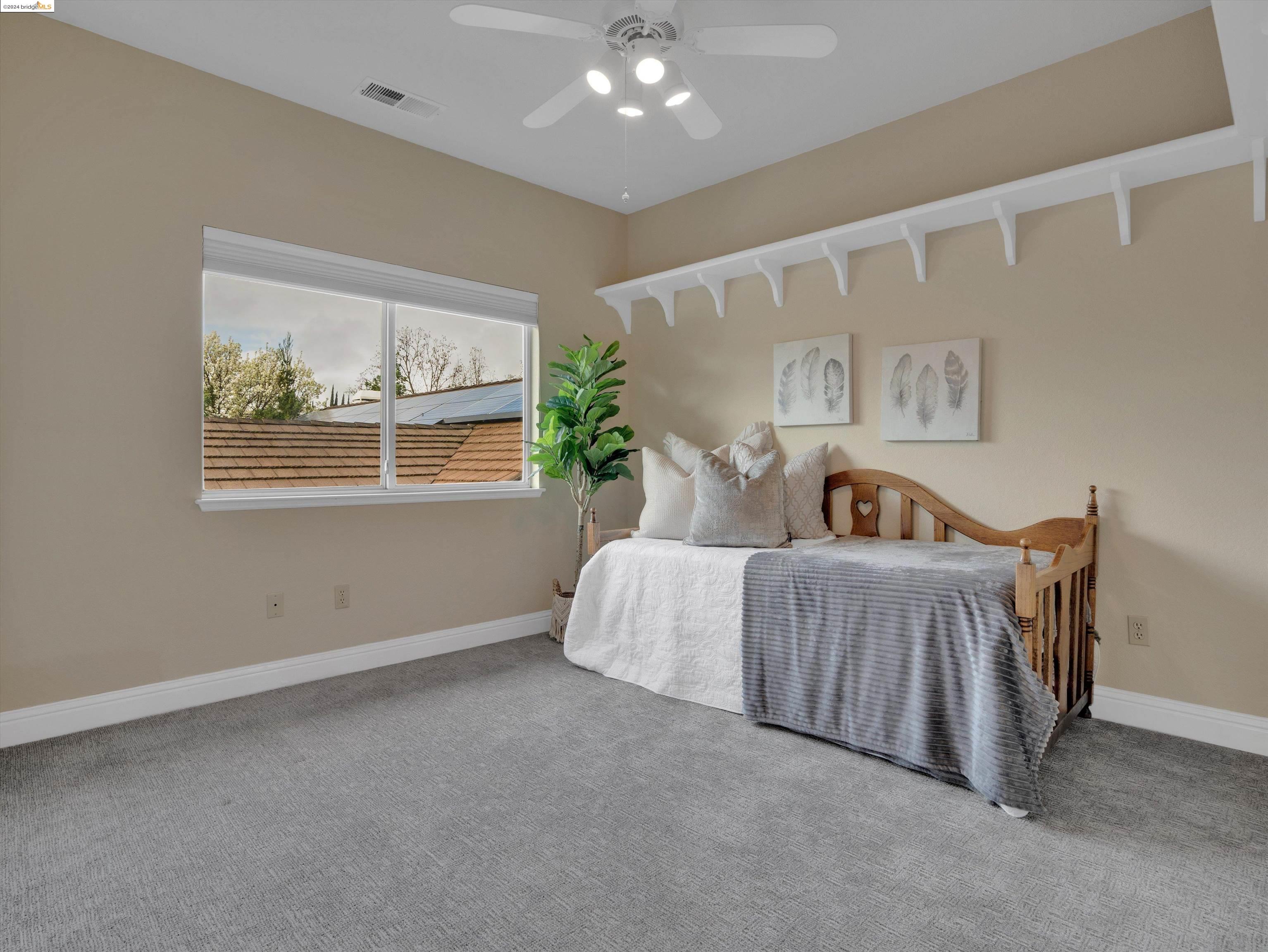 Detail Gallery Image 33 of 52 For 670 Devonshire Loop, Brentwood,  CA 94513 - 4 Beds | 2/1 Baths
