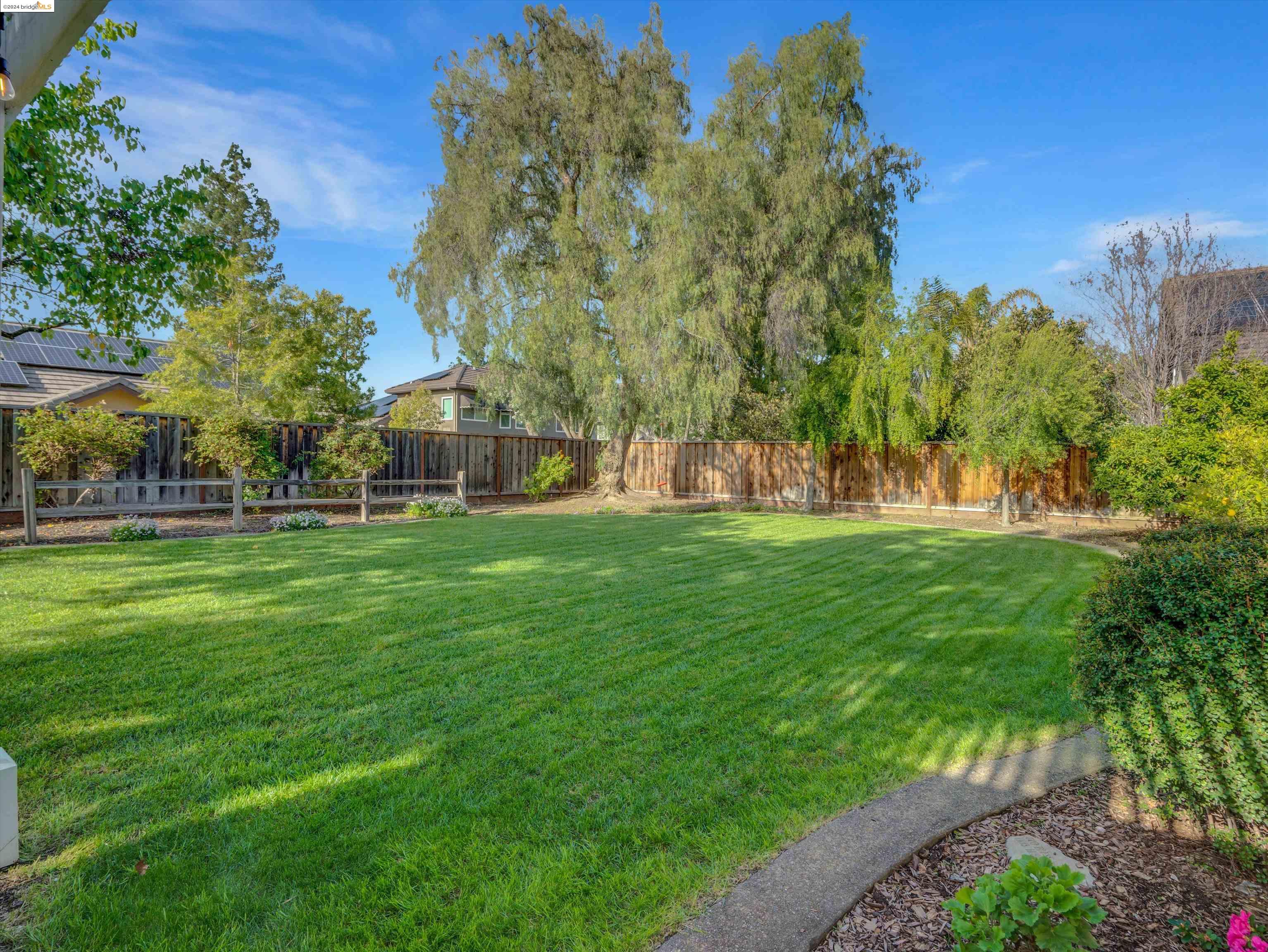 Detail Gallery Image 41 of 52 For 670 Devonshire Loop, Brentwood,  CA 94513 - 4 Beds | 2/1 Baths