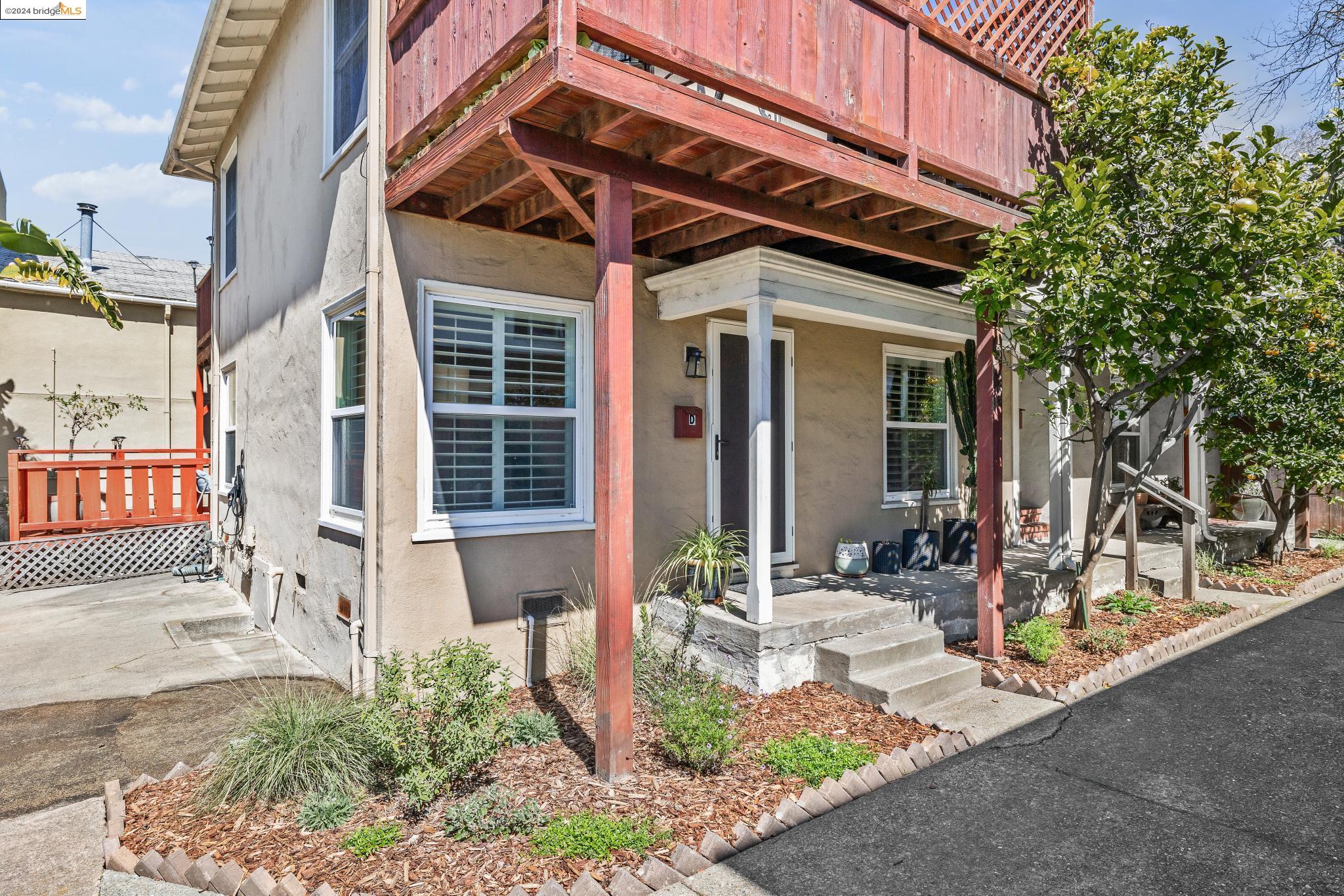 Detail Gallery Image 23 of 30 For 1644 San Pablo Ave #D,  Berkeley,  CA 94702 - 1 Beds | 1 Baths