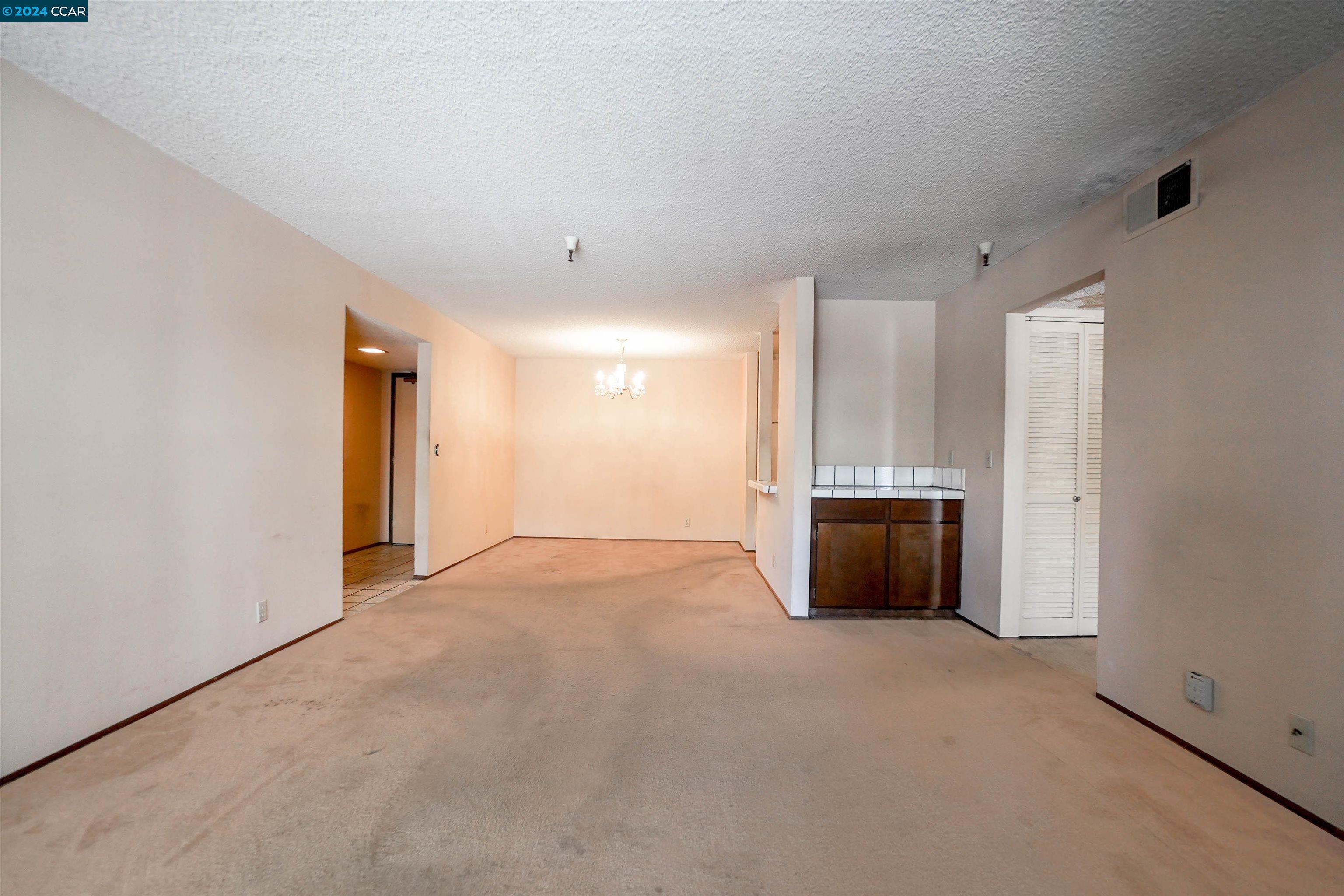 Detail Gallery Image 18 of 34 For 2211 Latham St #124,  Mountain View,  CA 94040 - 2 Beds | 2 Baths