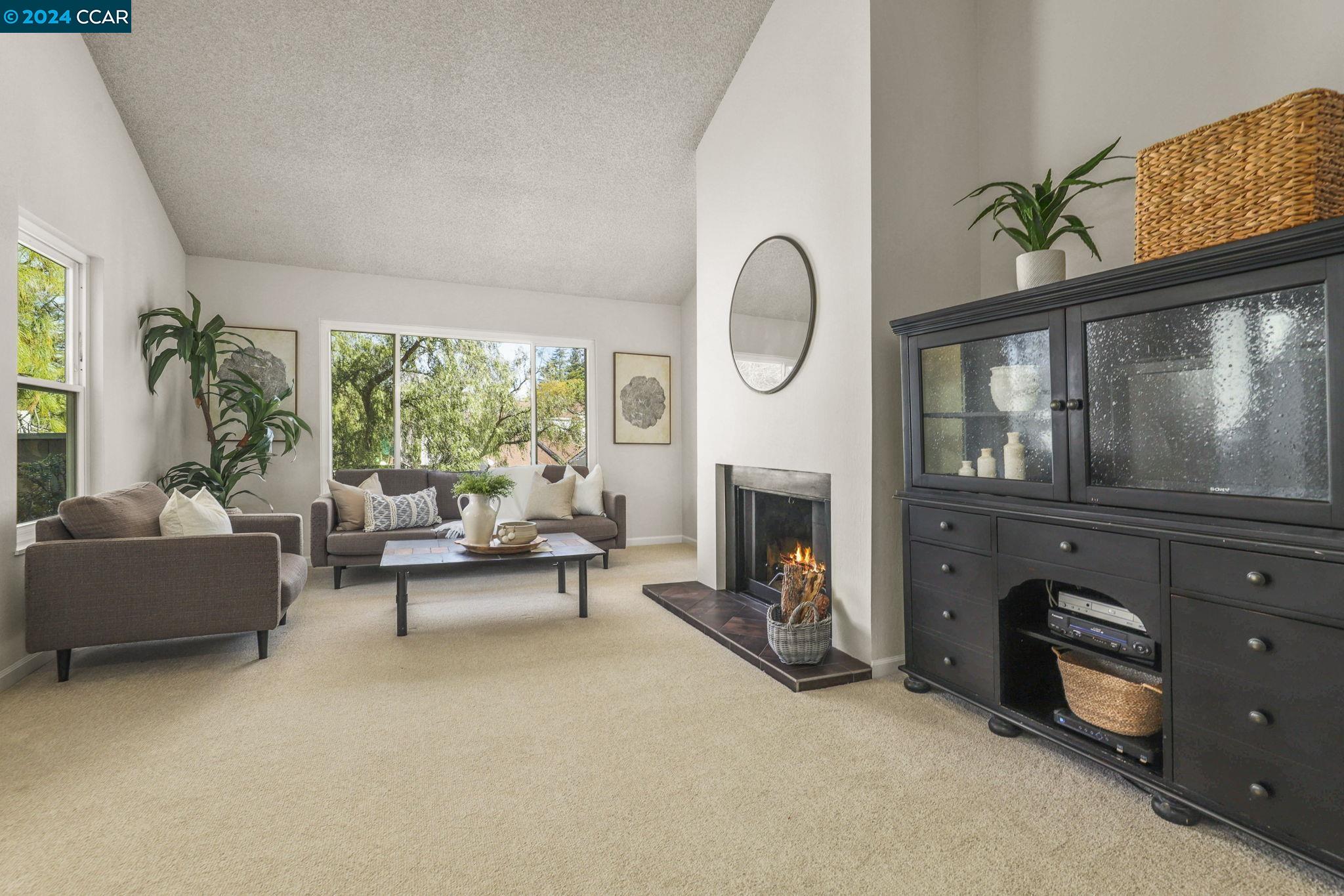Photo #2: 41053025 Listing 