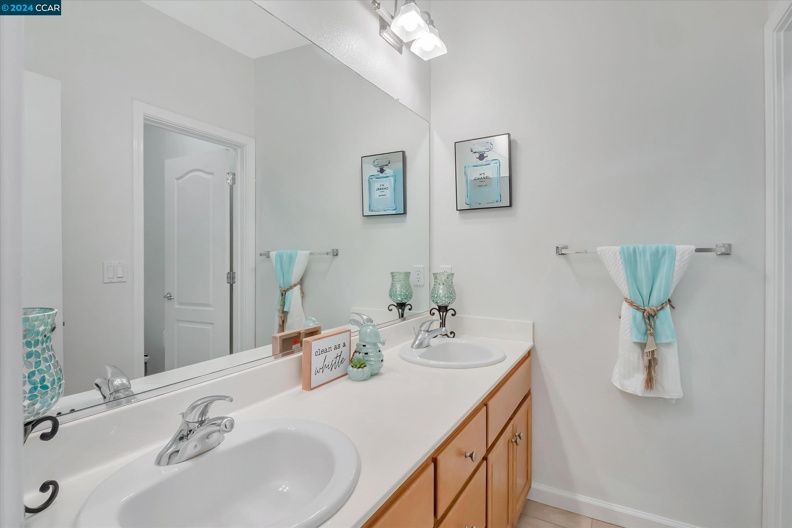 Detail Gallery Image 26 of 33 For 8888 Bellina Cmns, Dublin,  CA 94568 - 3 Beds | 2/1 Baths
