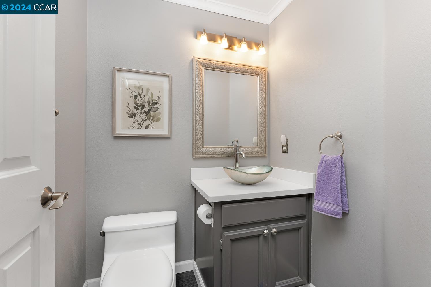 Detail Gallery Image 16 of 46 For 407 Orchard View Ave, Martinez,  CA 94553 - 3 Beds | 2/1 Baths