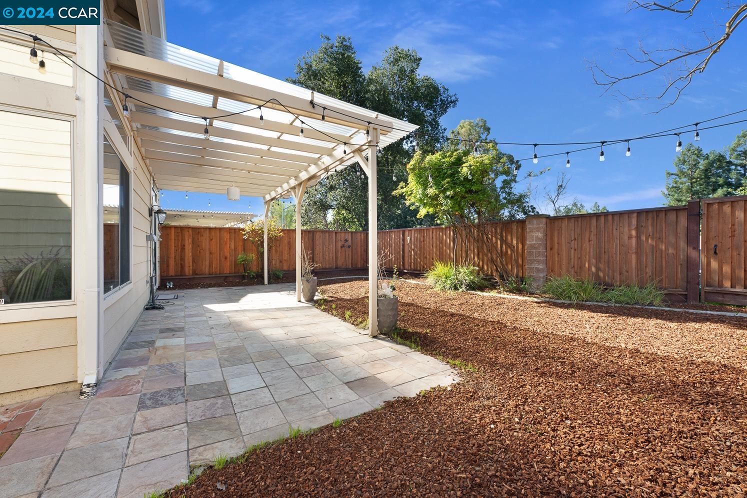 Detail Gallery Image 32 of 46 For 407 Orchard View Ave, Martinez,  CA 94553 - 3 Beds | 2/1 Baths