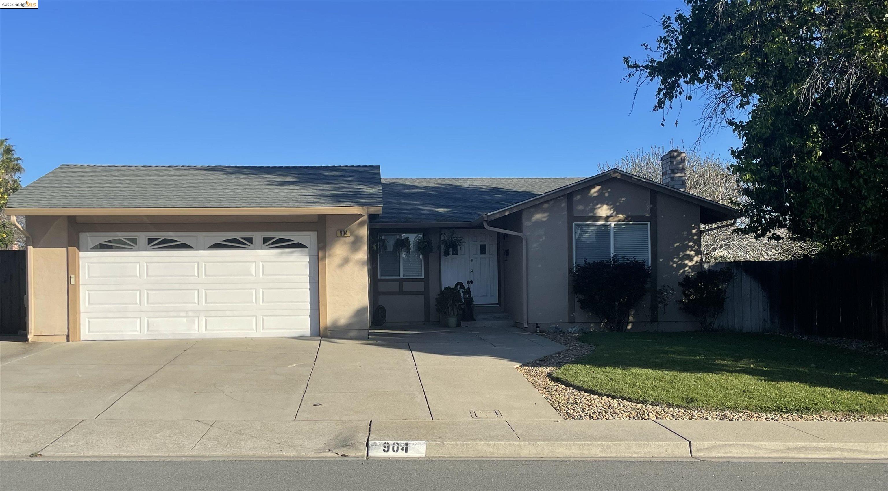 Detail Gallery Image 1 of 1 For 904 Putnam Street, Antioch,  CA 94509 - 3 Beds | 2 Baths