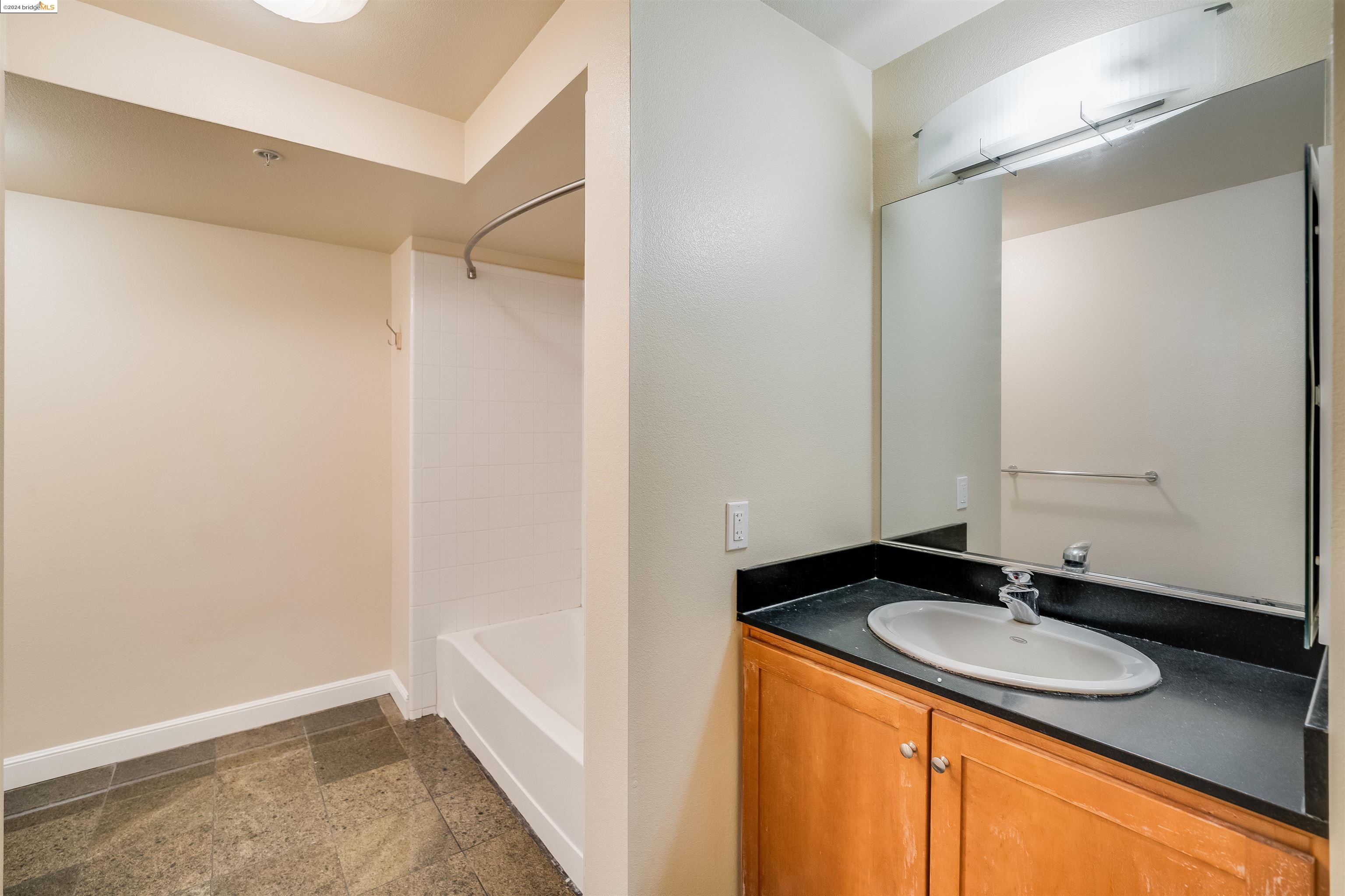 Detail Gallery Image 17 of 22 For 601 Alabama St #103,  San Francisco,  CA 94110 - 2 Beds | 2 Baths