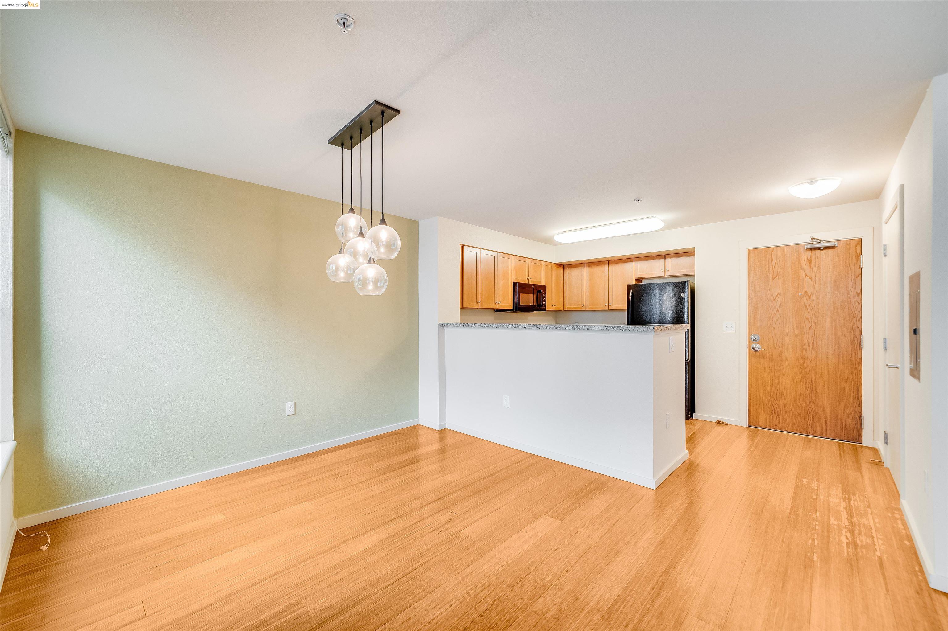 Detail Gallery Image 6 of 22 For 601 Alabama St #103,  San Francisco,  CA 94110 - 2 Beds | 2 Baths