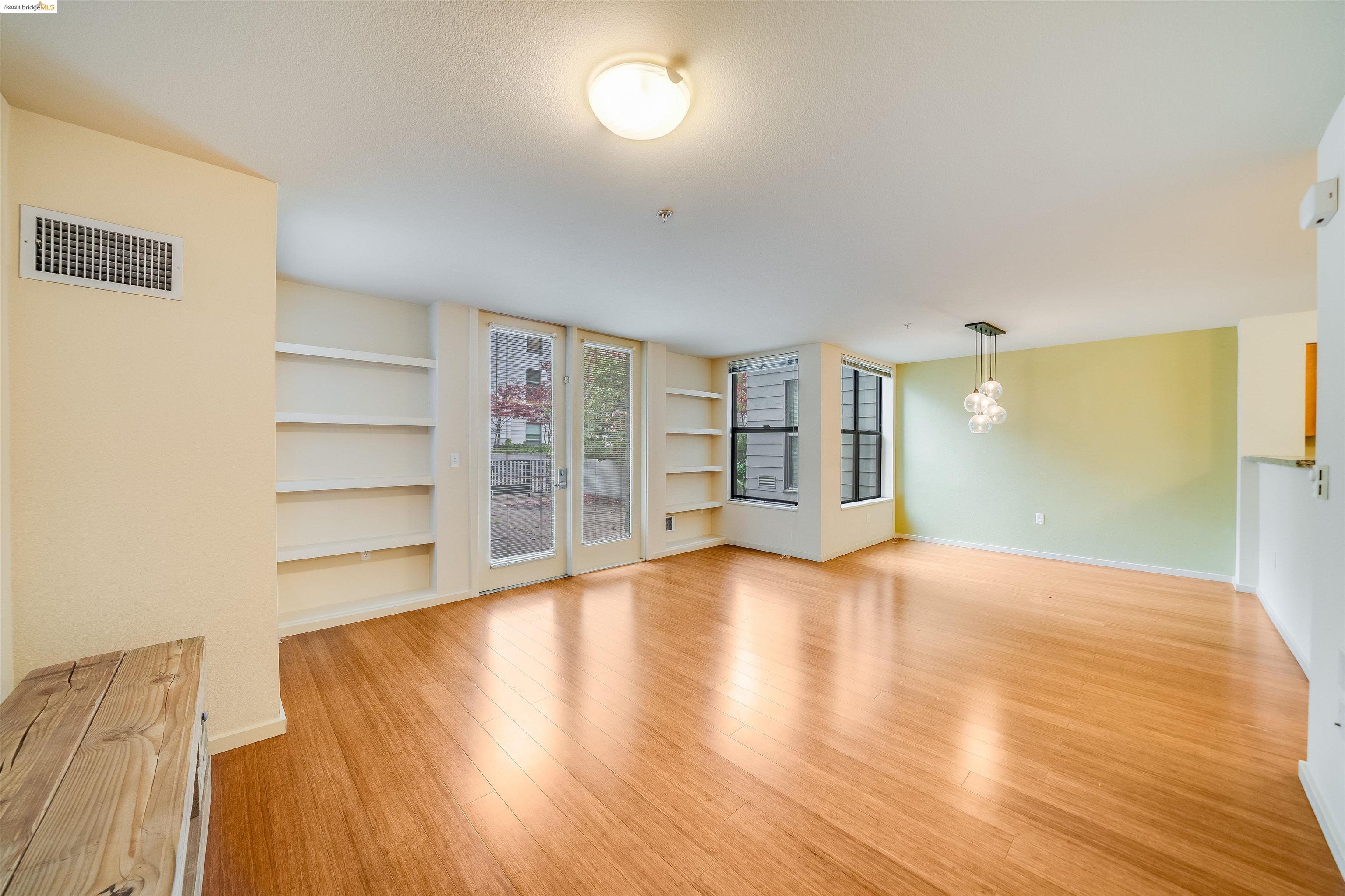 Detail Gallery Image 8 of 22 For 601 Alabama St #103,  San Francisco,  CA 94110 - 2 Beds | 2 Baths
