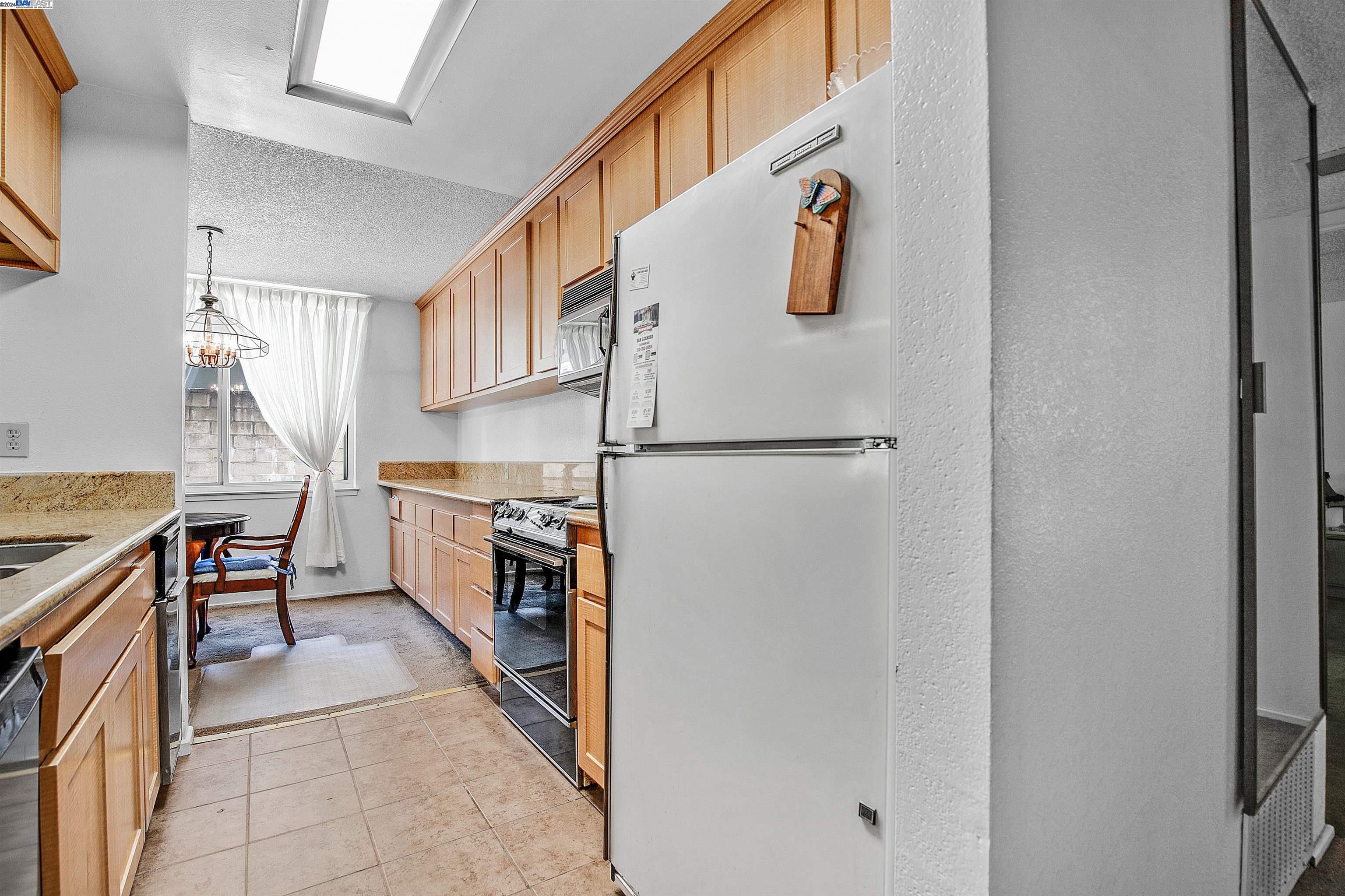 Detail Gallery Image 15 of 31 For 1132 Carpentier St #104,  San Leandro,  CA 94577 - 2 Beds | 2 Baths