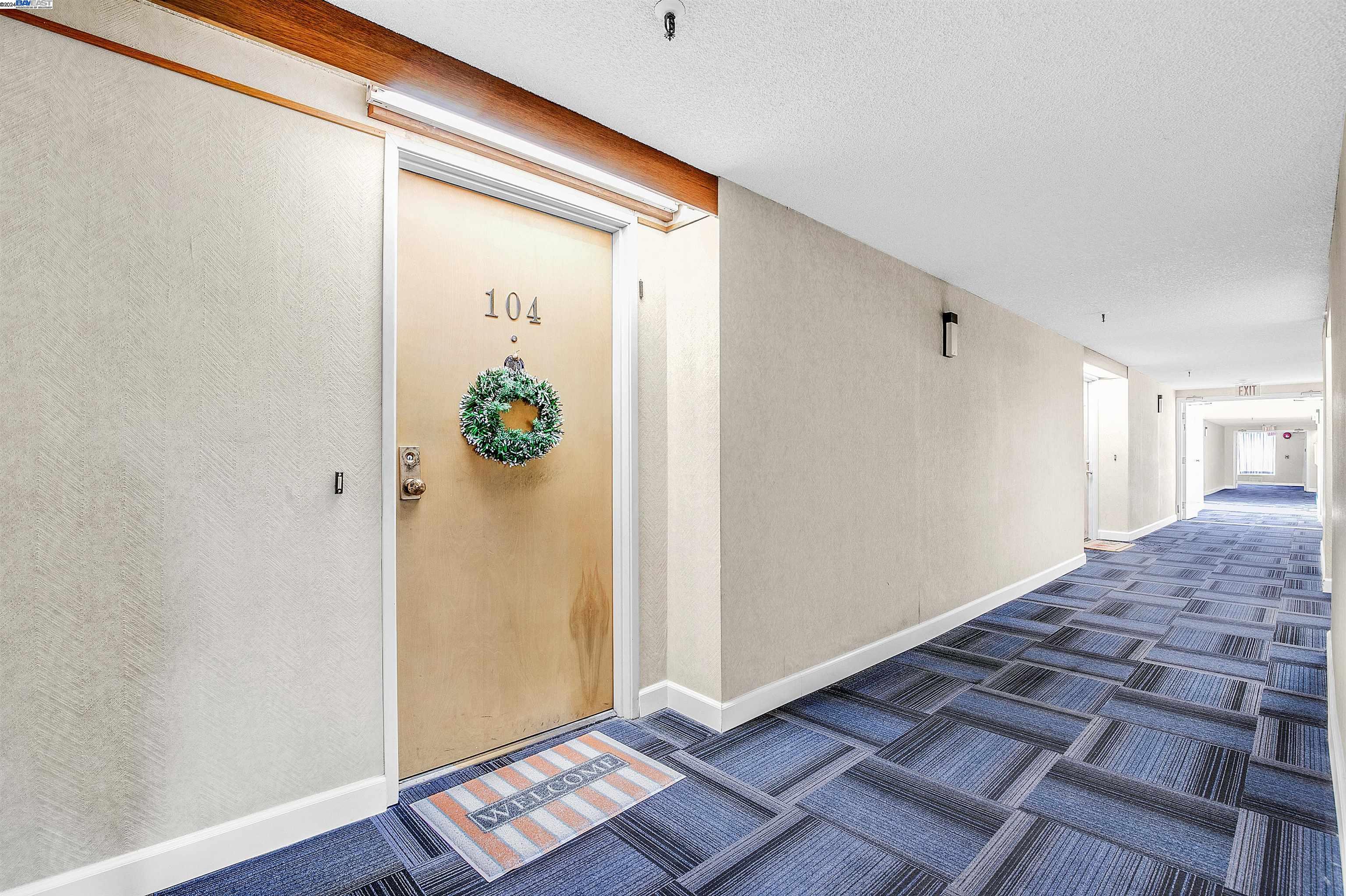 Detail Gallery Image 5 of 31 For 1132 Carpentier St #104,  San Leandro,  CA 94577 - 2 Beds | 2 Baths