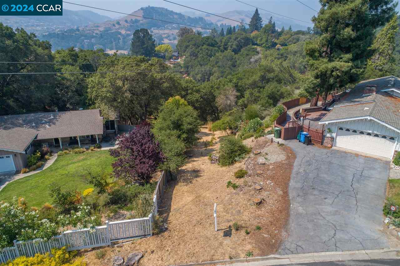 Detail Gallery Image 14 of 14 For 63 Scenic Dr, Orinda,  CA 94597-3016 - – Beds | – Baths