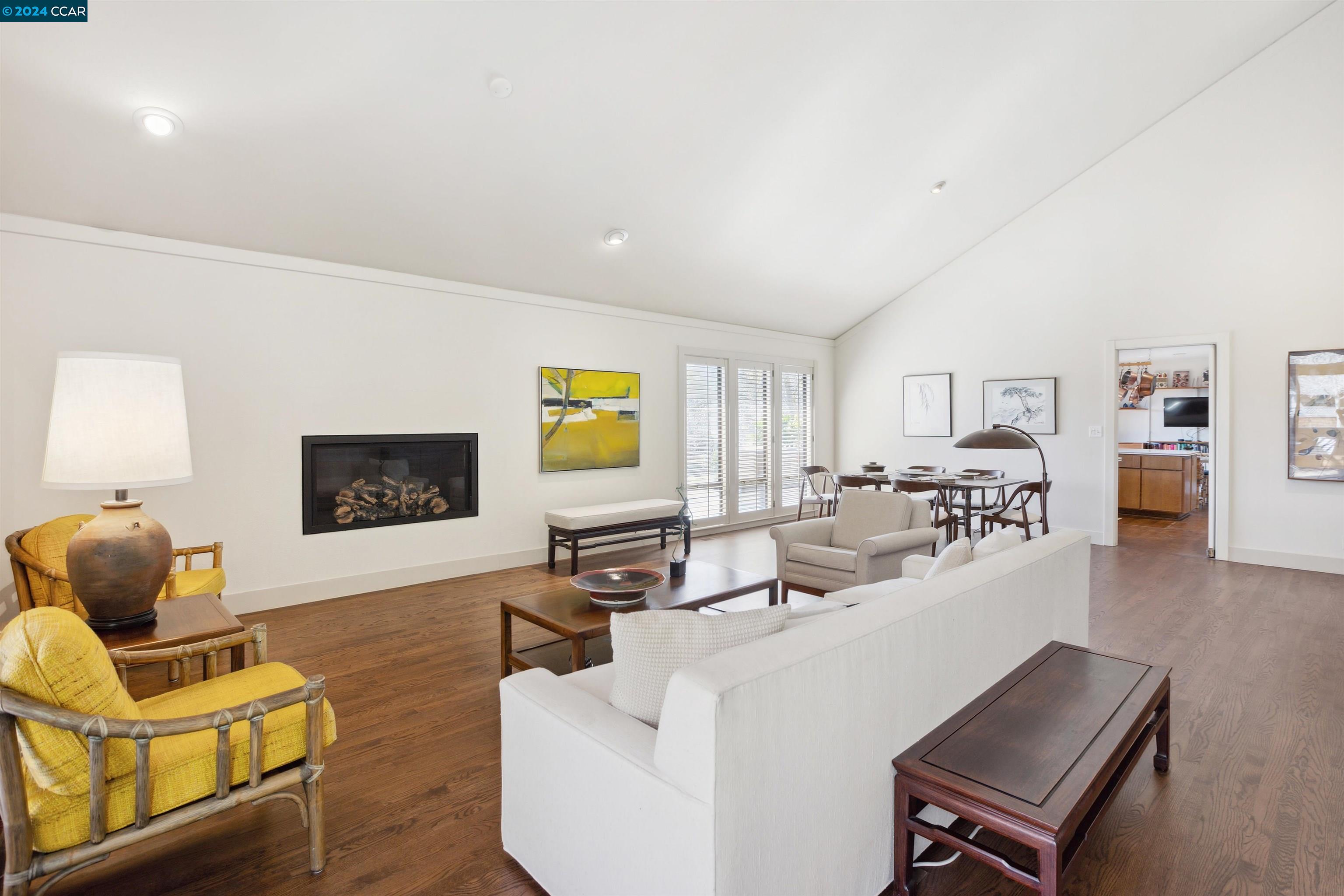 Detail Gallery Image 19 of 42 For 319 Village View Court, Orinda,  CA 94563 - 2 Beds | 2/1 Baths