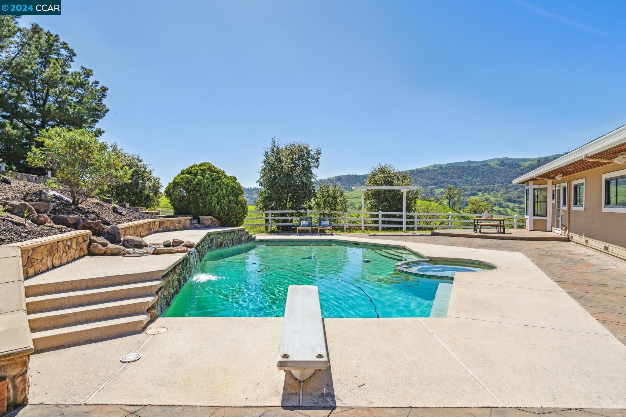 Detail Gallery Image 37 of 47 For 777 Happy Valley Rd, Pleasanton,  CA 94566 - 4 Beds | 2/2 Baths