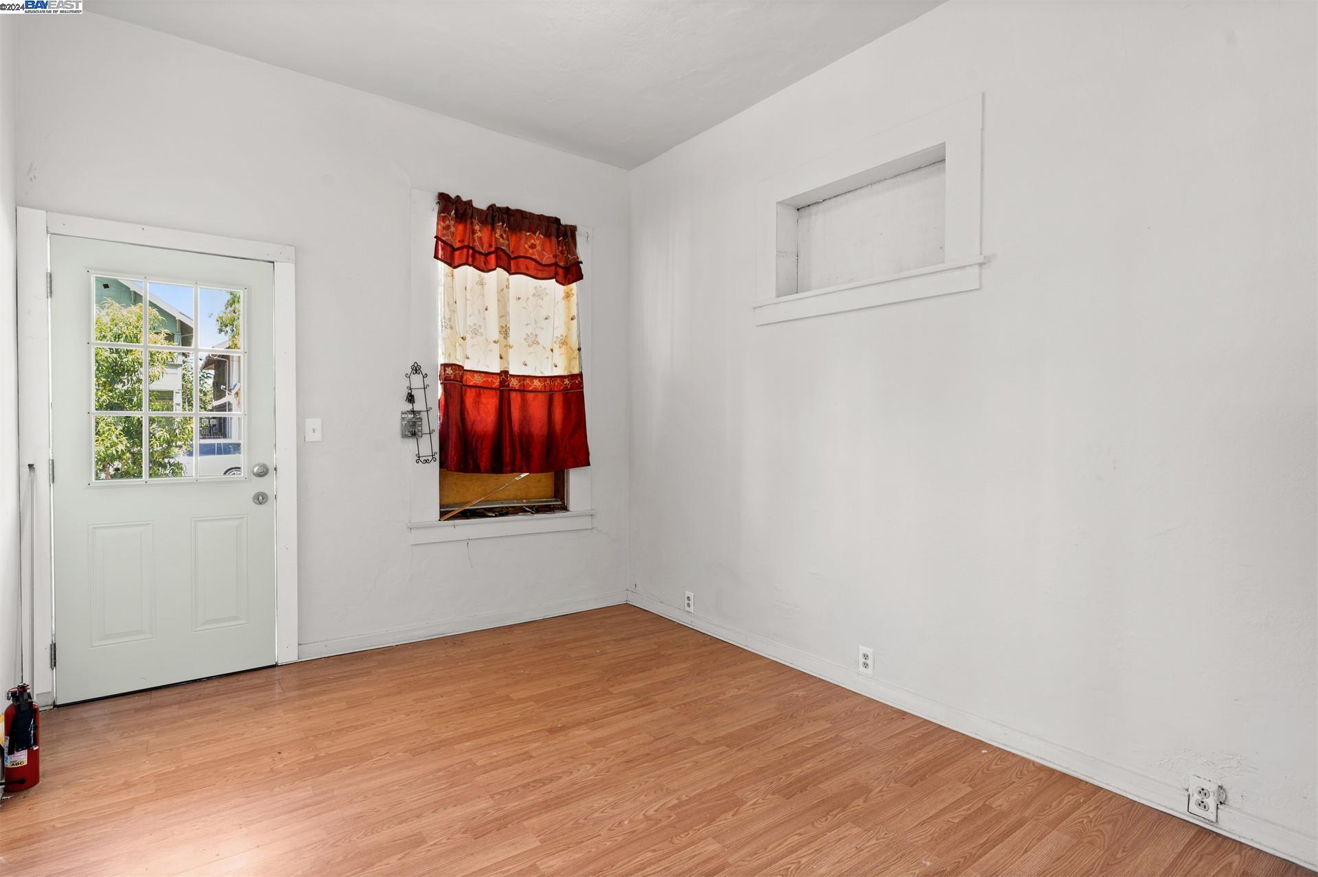 Detail Gallery Image 7 of 21 For 536 N American St, Stockton,  CA 95202 - 2 Beds | 1 Baths