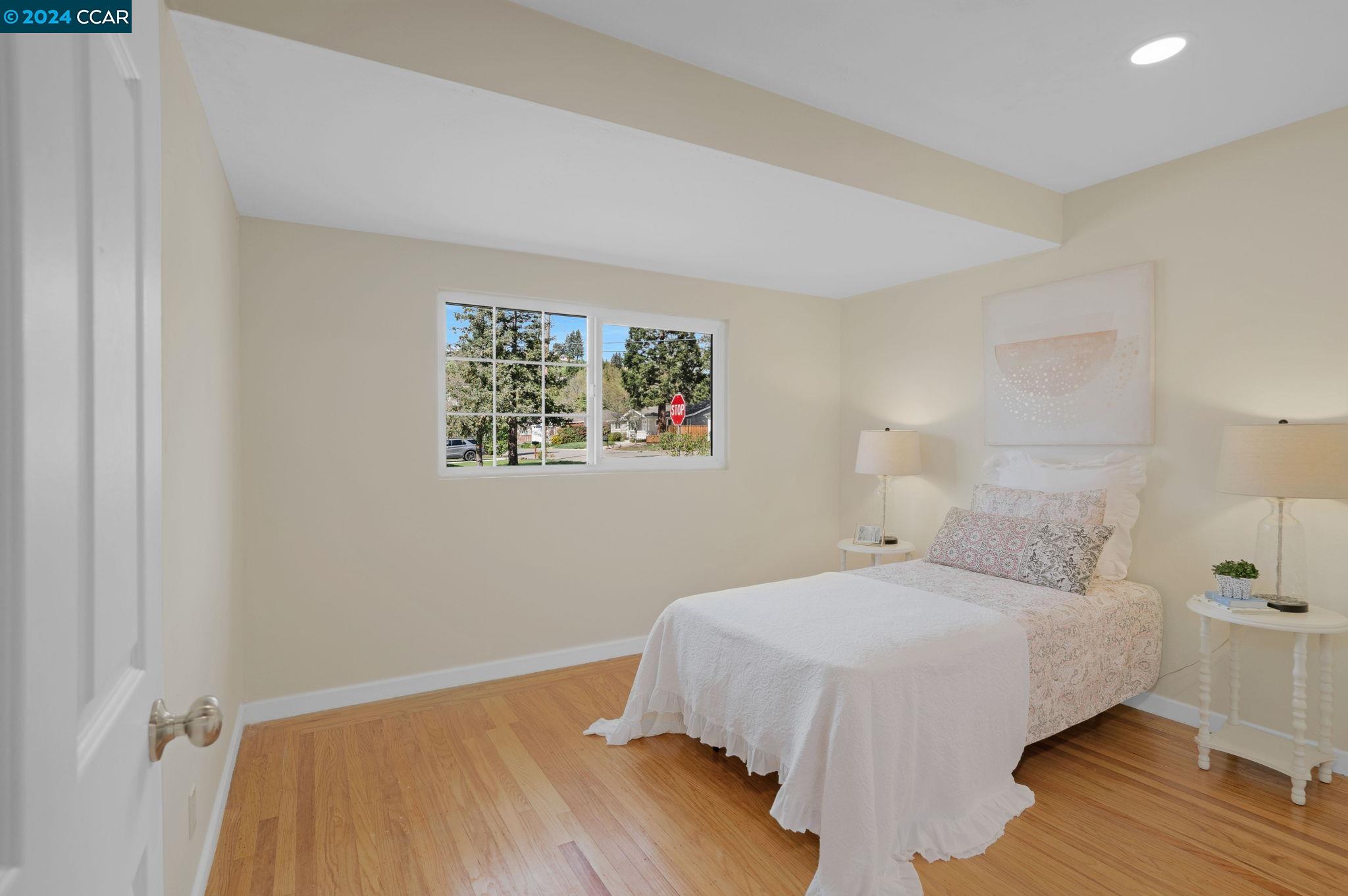 Detail Gallery Image 16 of 26 For 238 Cameo Drive, Danville,  CA 94526-1605 - 3 Beds | 2 Baths