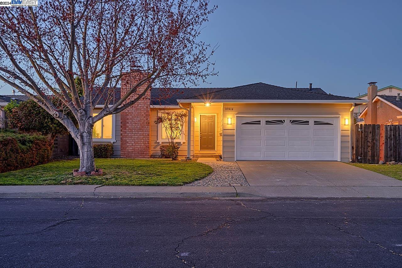 Detail Gallery Image 1 of 1 For 34816 Hollyhock St, Union City,  CA 94587 - 4 Beds | 2 Baths